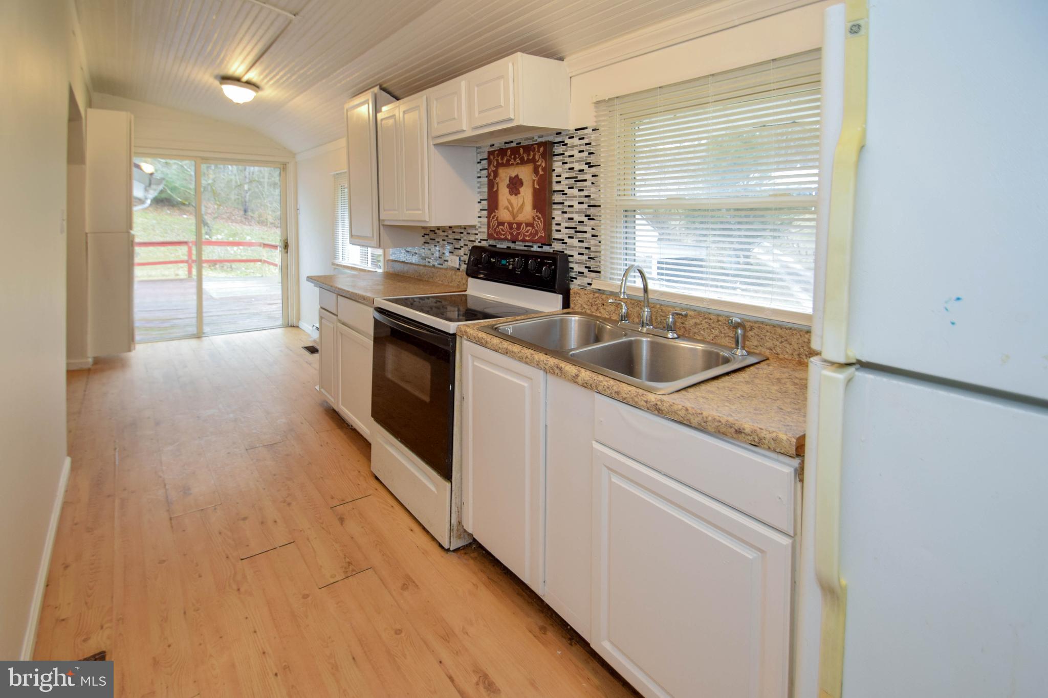 FAWN GROVE - Residential