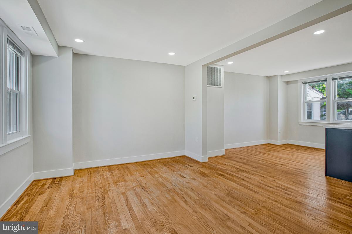 BRIDGEVIEW - GREENLAWN - Residential