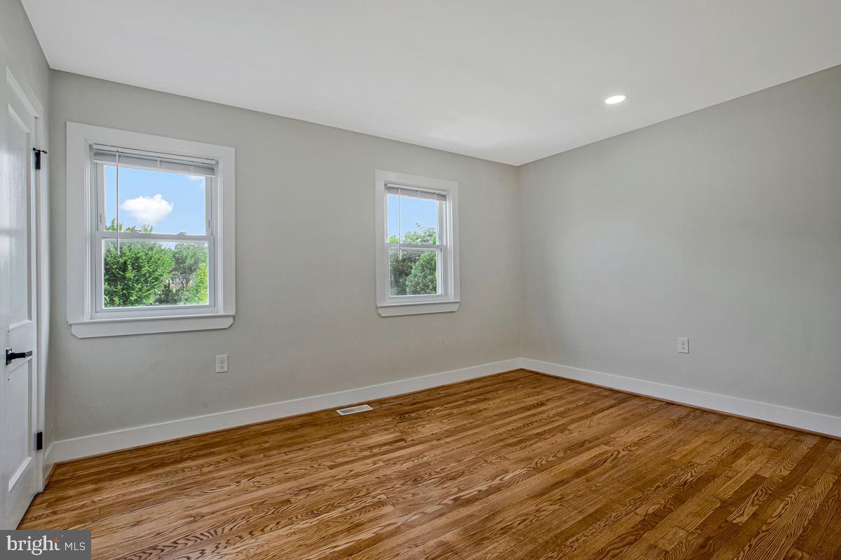 BRIDGEVIEW - GREENLAWN - Residential