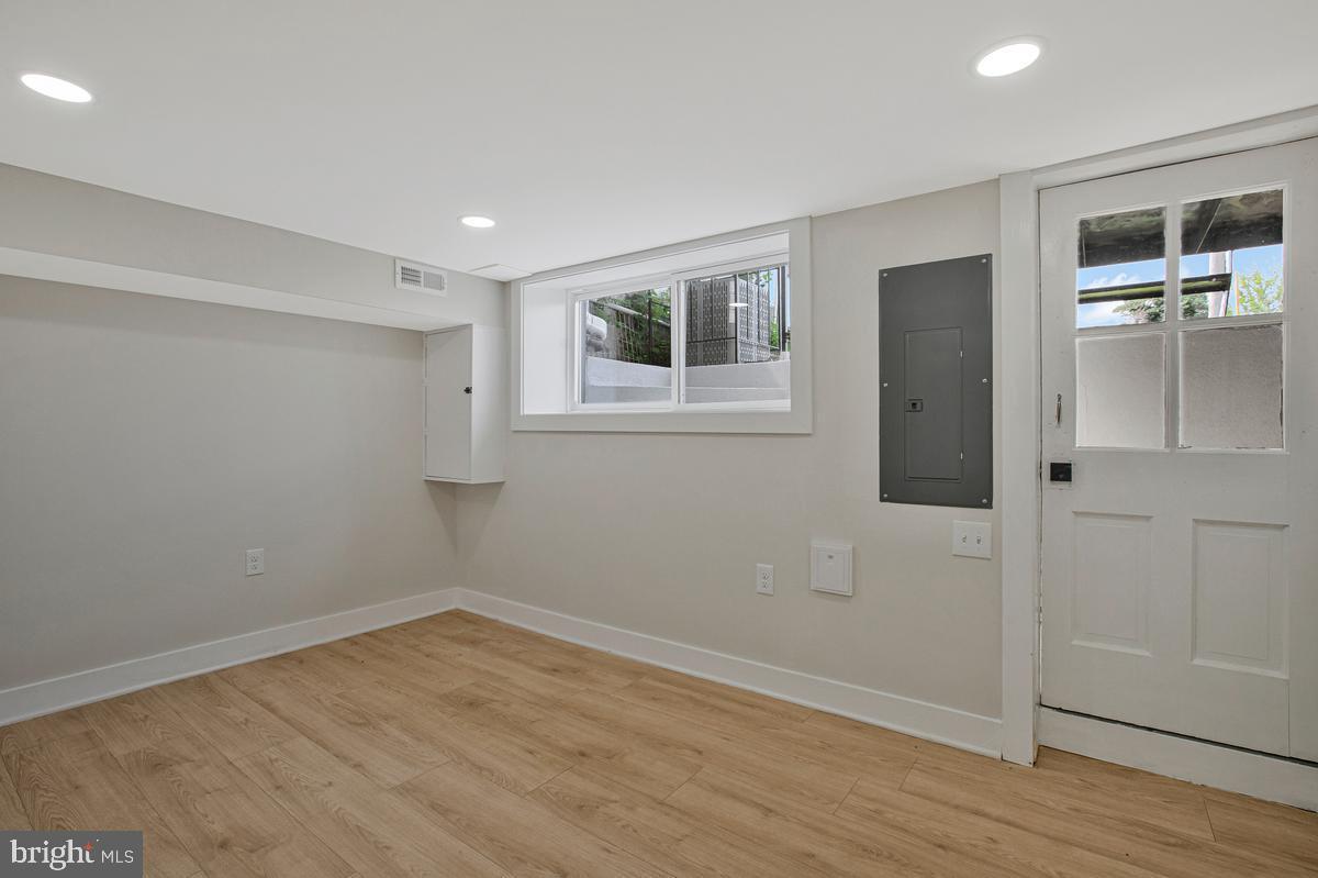BRIDGEVIEW - GREENLAWN - Residential
