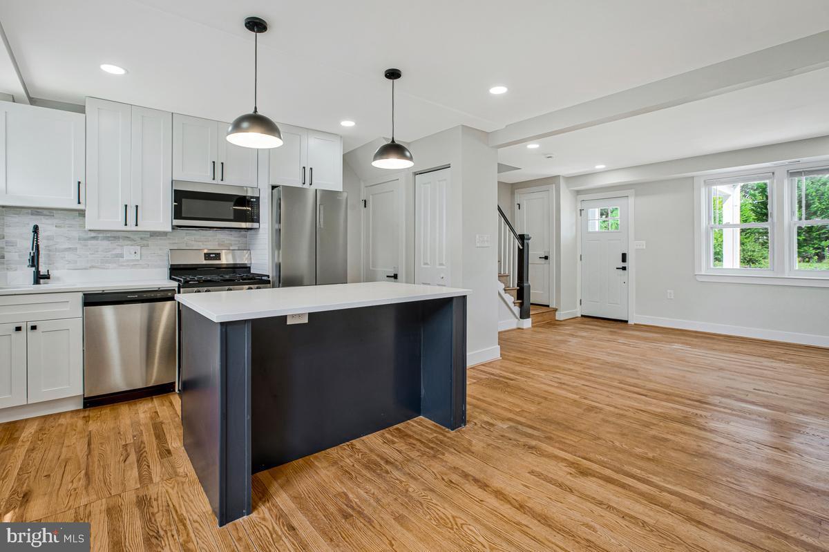 BRIDGEVIEW - GREENLAWN - Residential