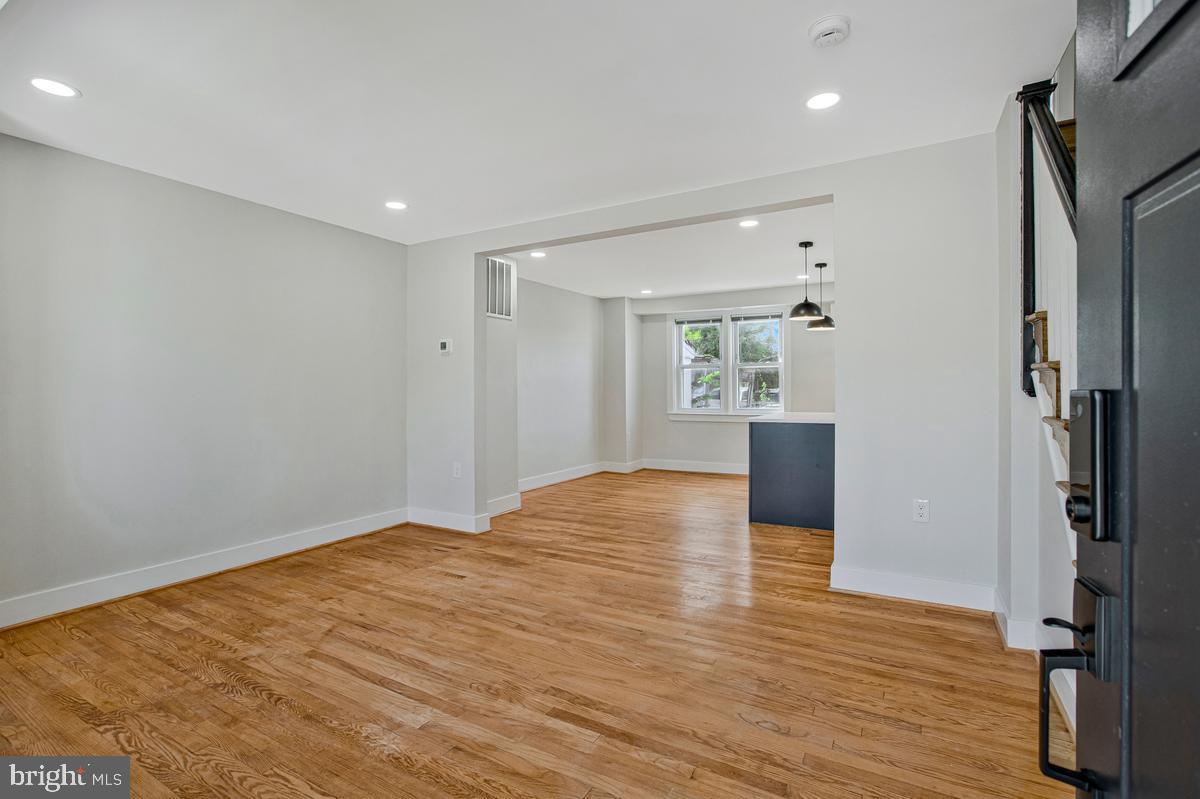 BRIDGEVIEW - GREENLAWN - Residential