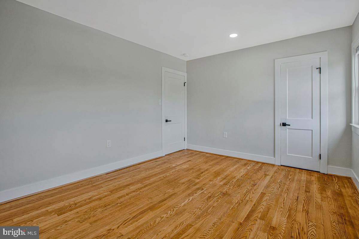 BRIDGEVIEW - GREENLAWN - Residential