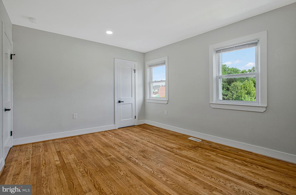 BRIDGEVIEW - GREENLAWN - Residential