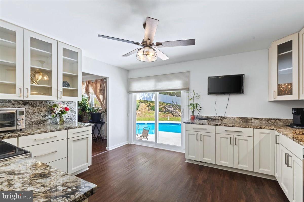 MARLTON - Residential