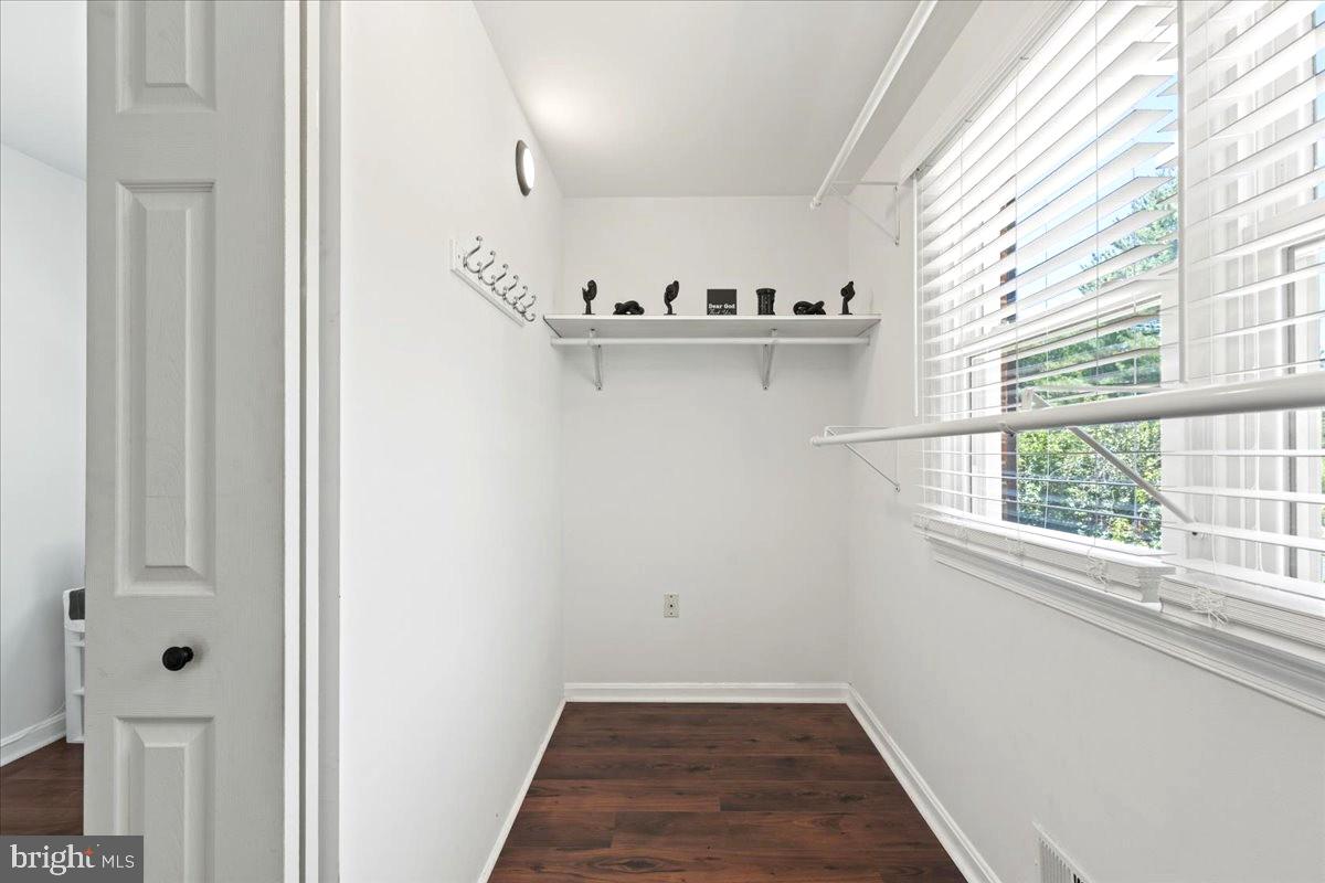 MARLTON - Residential
