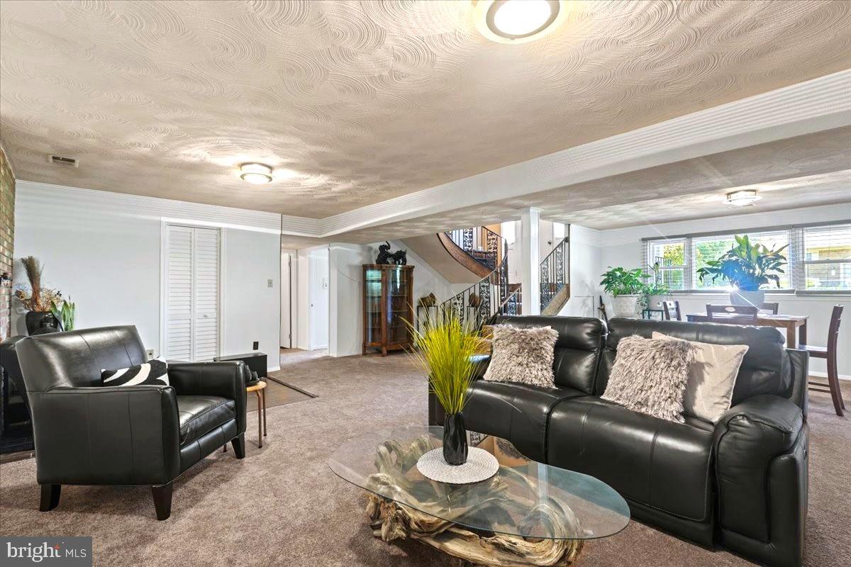 MARLTON - Residential