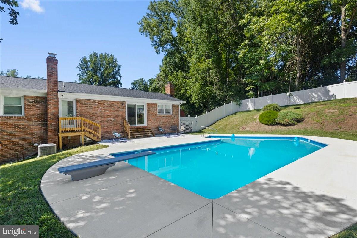 MARLTON - Residential