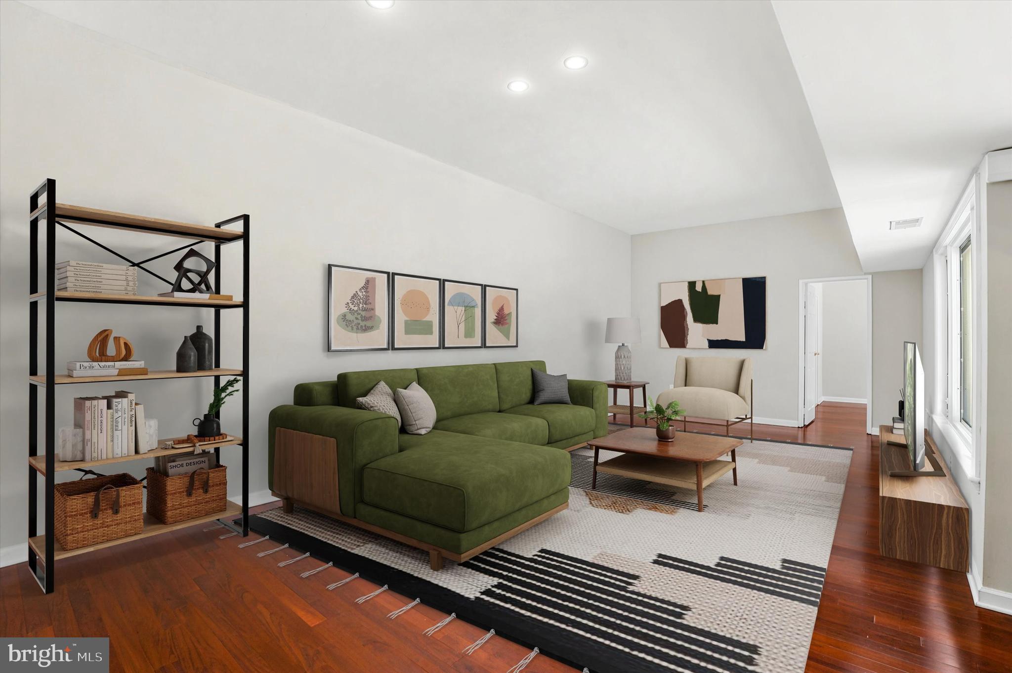 THE MEADOWS - Residential