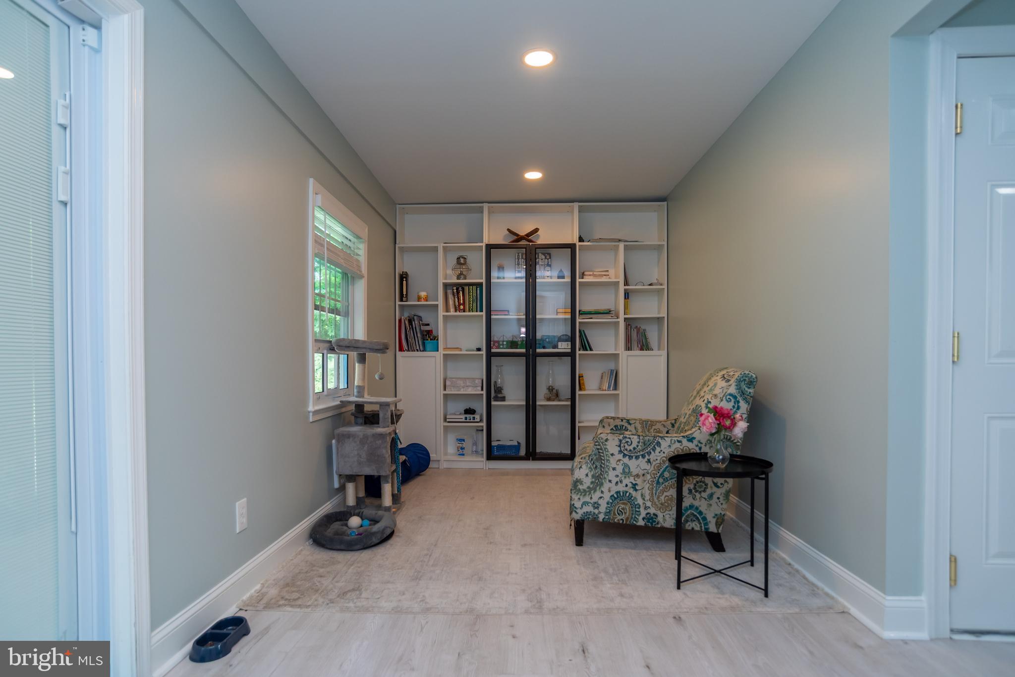 PENNSBURY HGTS - Residential