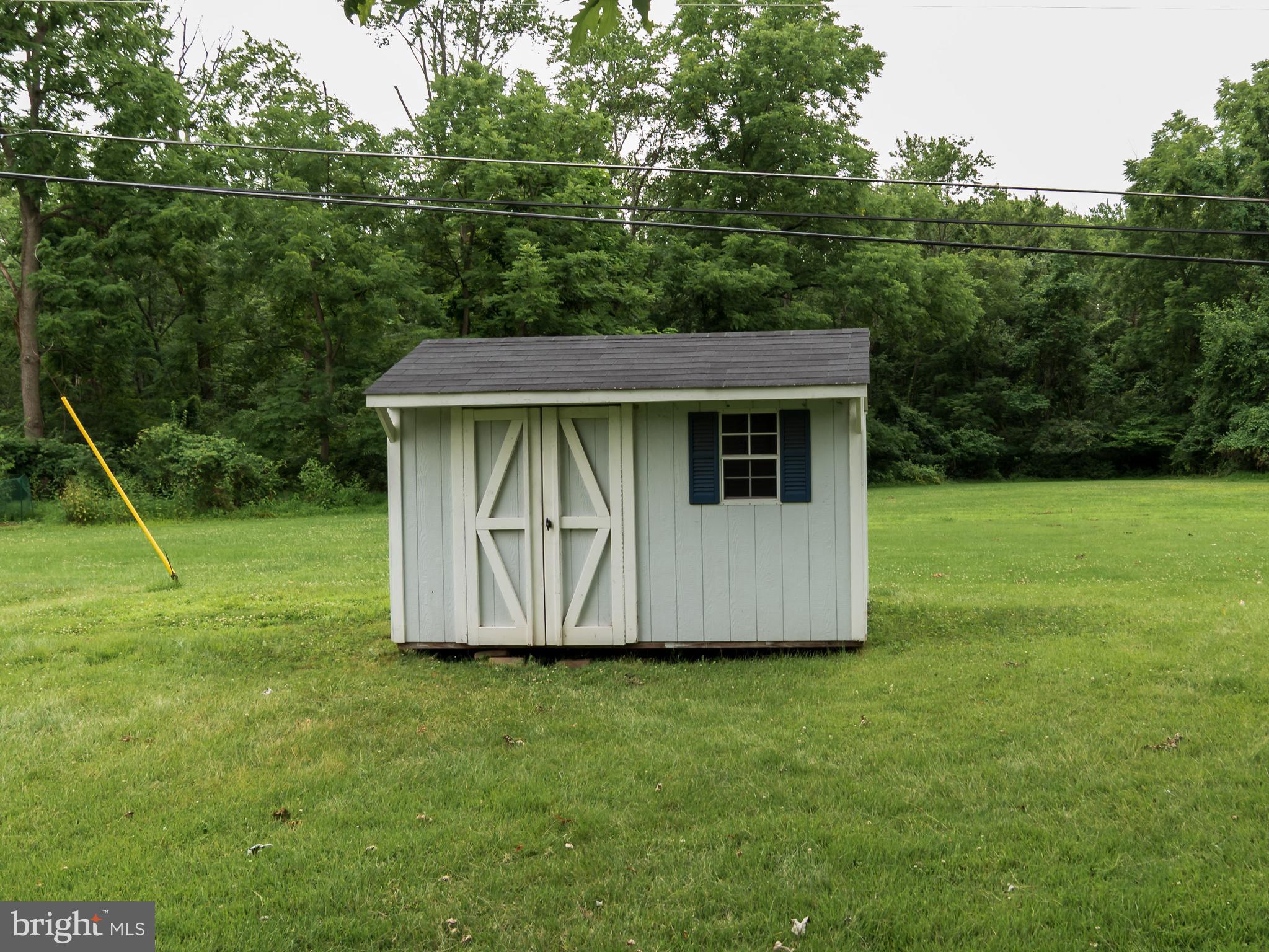 PENNSBURY HGTS - Residential