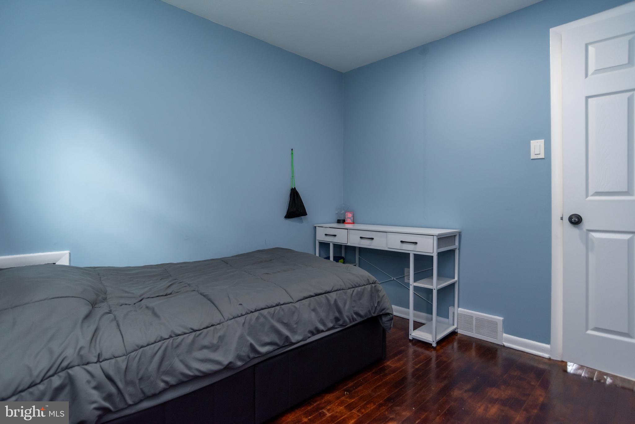 PENNSBURY HGTS - Residential