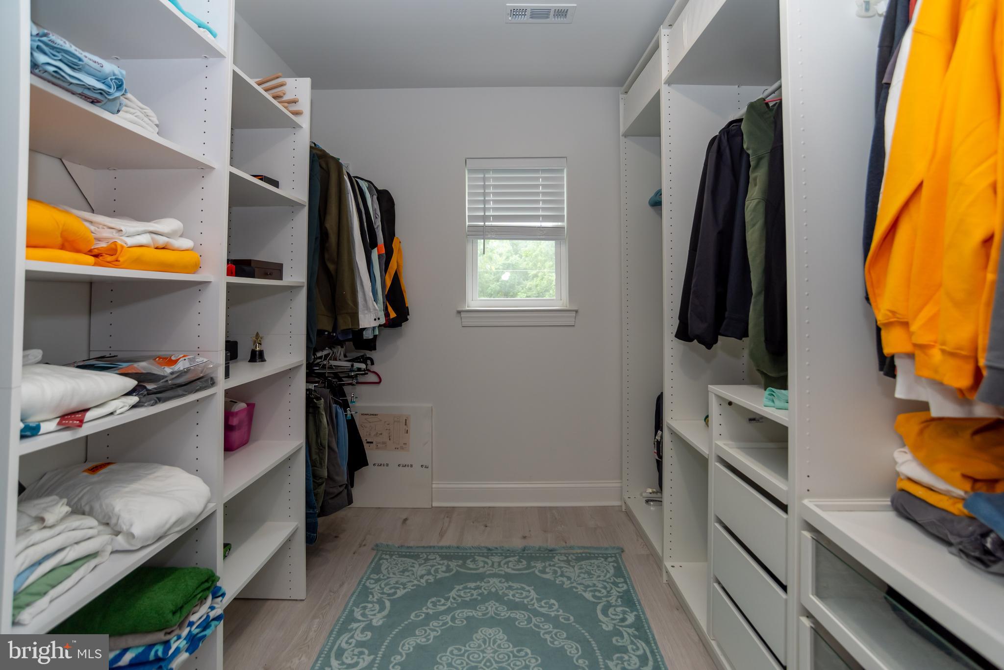 PENNSBURY HGTS - Residential