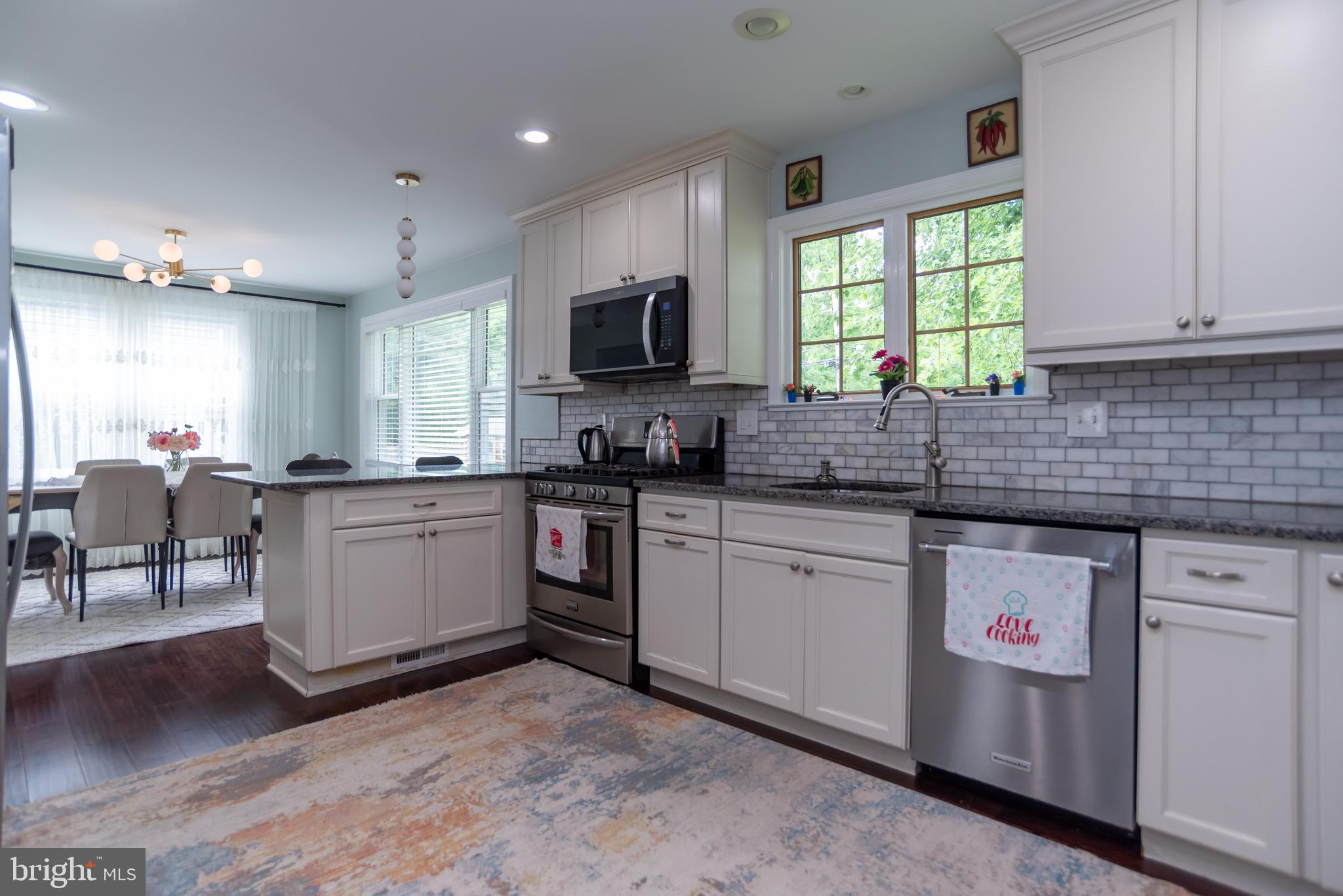 PENNSBURY HGTS - Residential