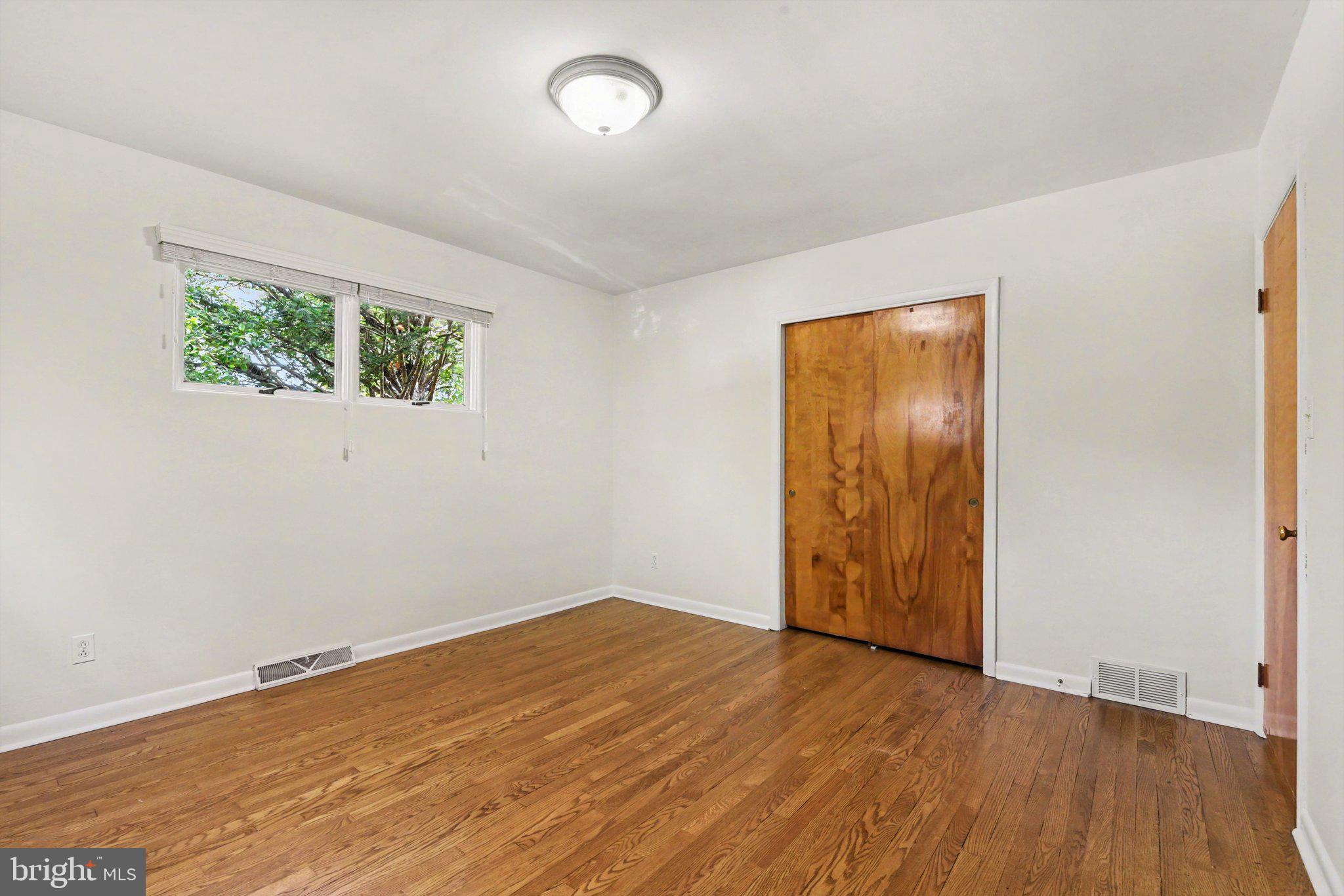 CEDAR VILLAGE - Residential