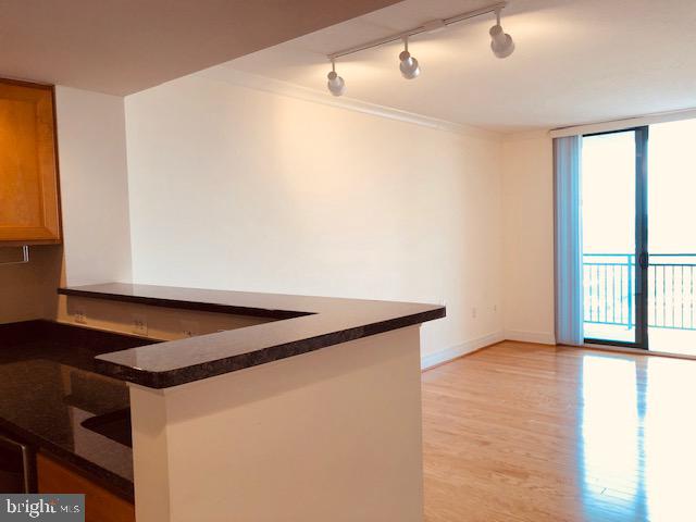 INNER HARBOR - Residential Lease
