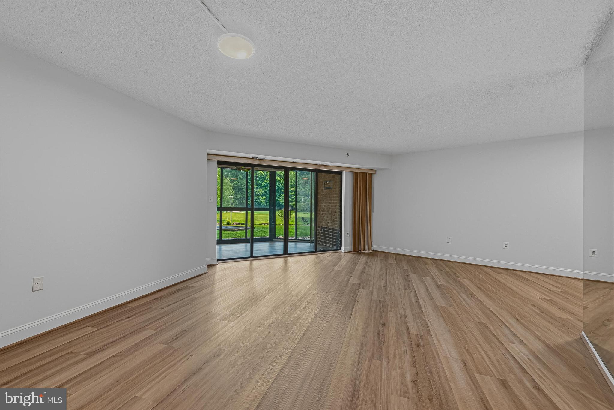 FAIRWAYS SOUTH - Residential