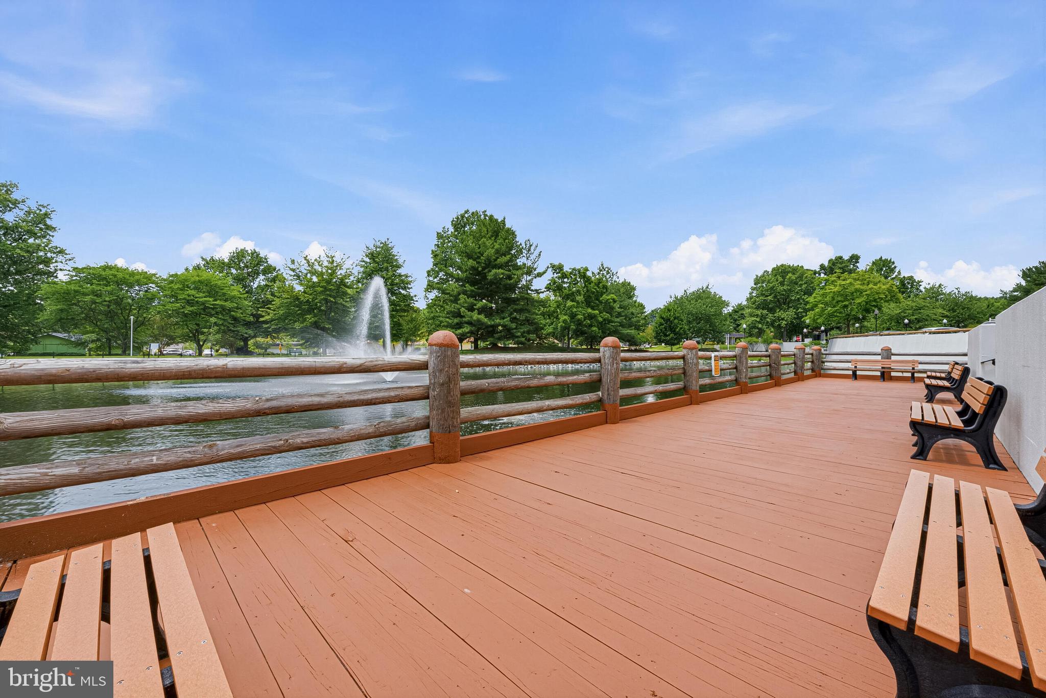 FAIRWAYS SOUTH - Residential
