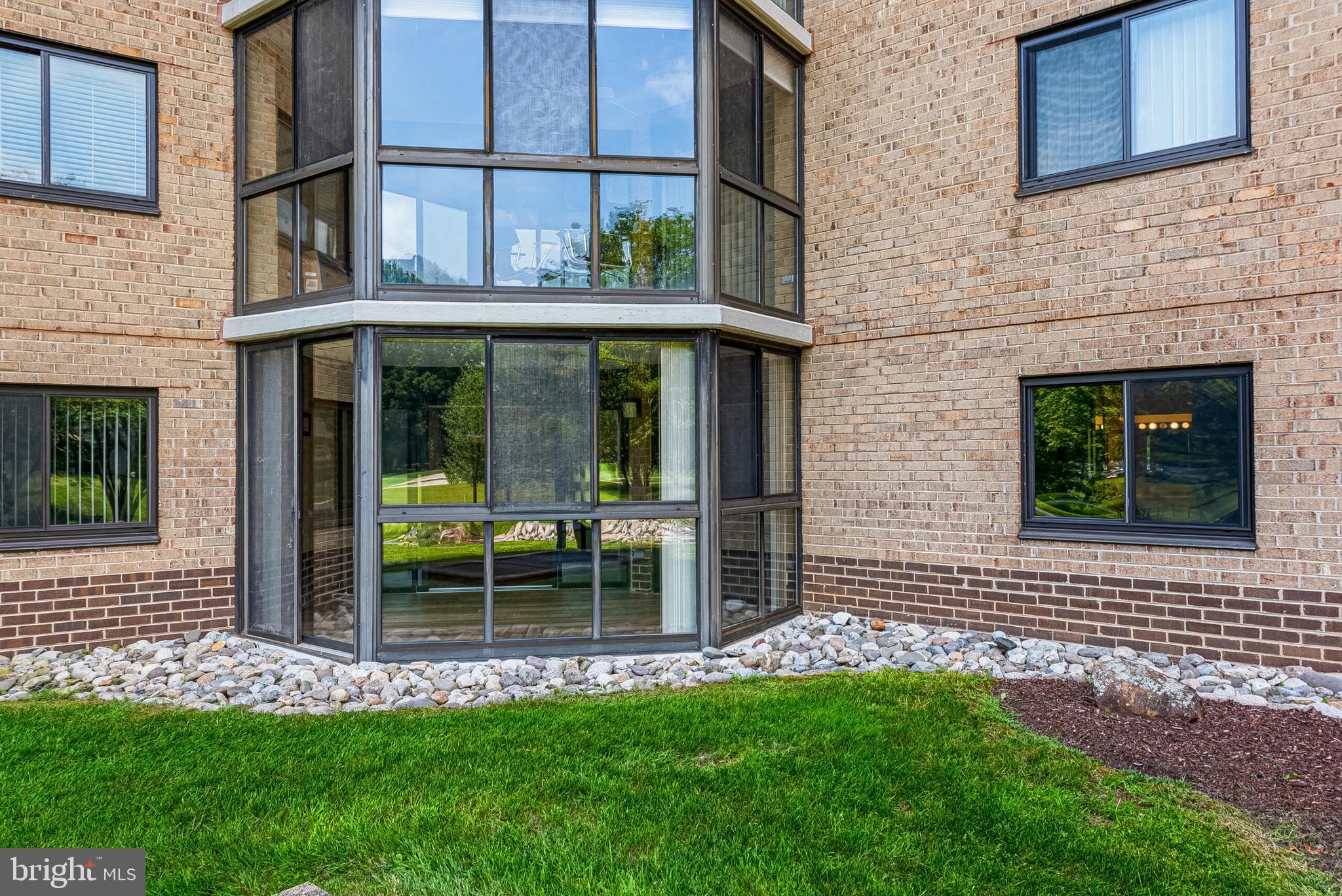 FAIRWAYS SOUTH - Residential