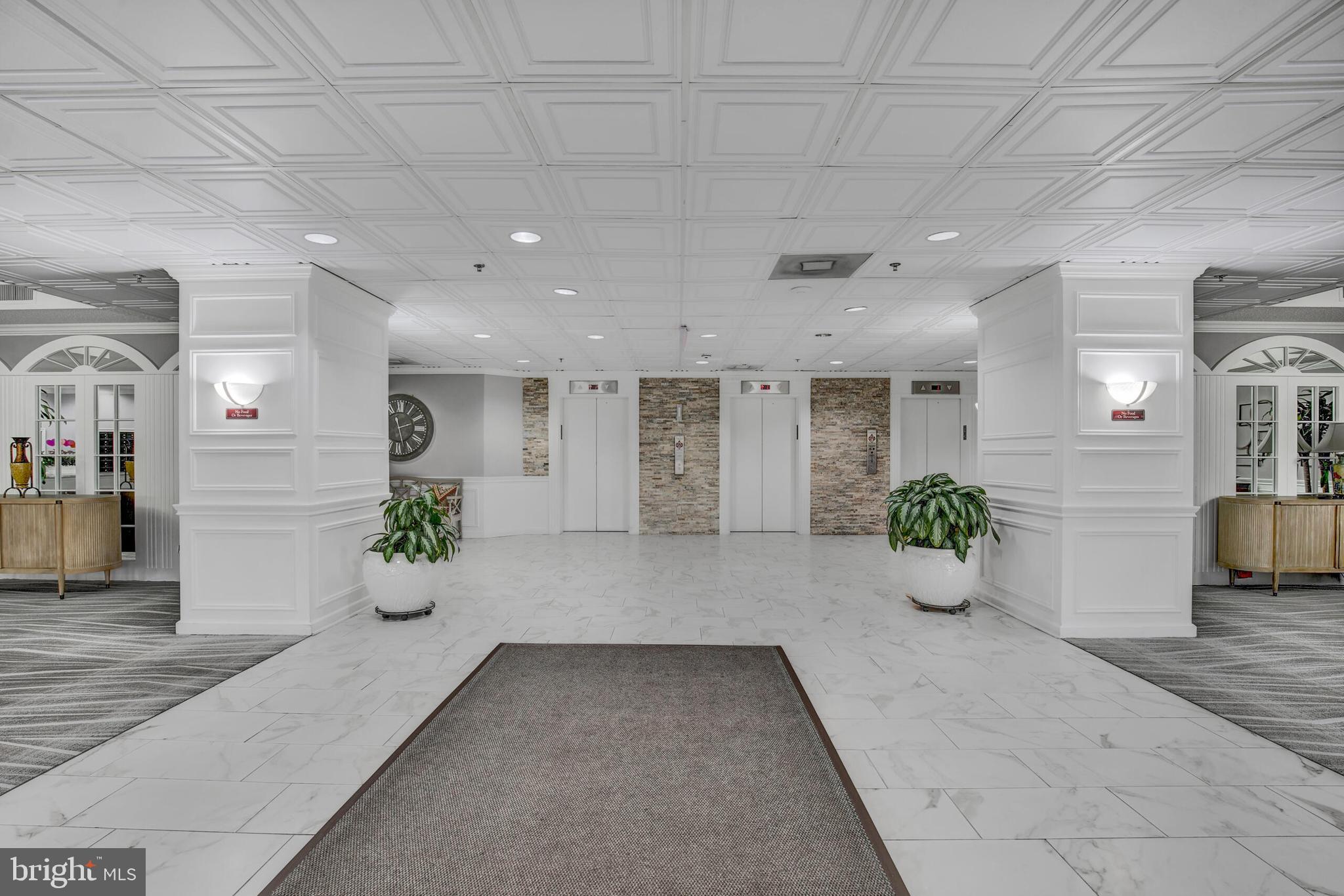 FAIRWAYS SOUTH - Residential