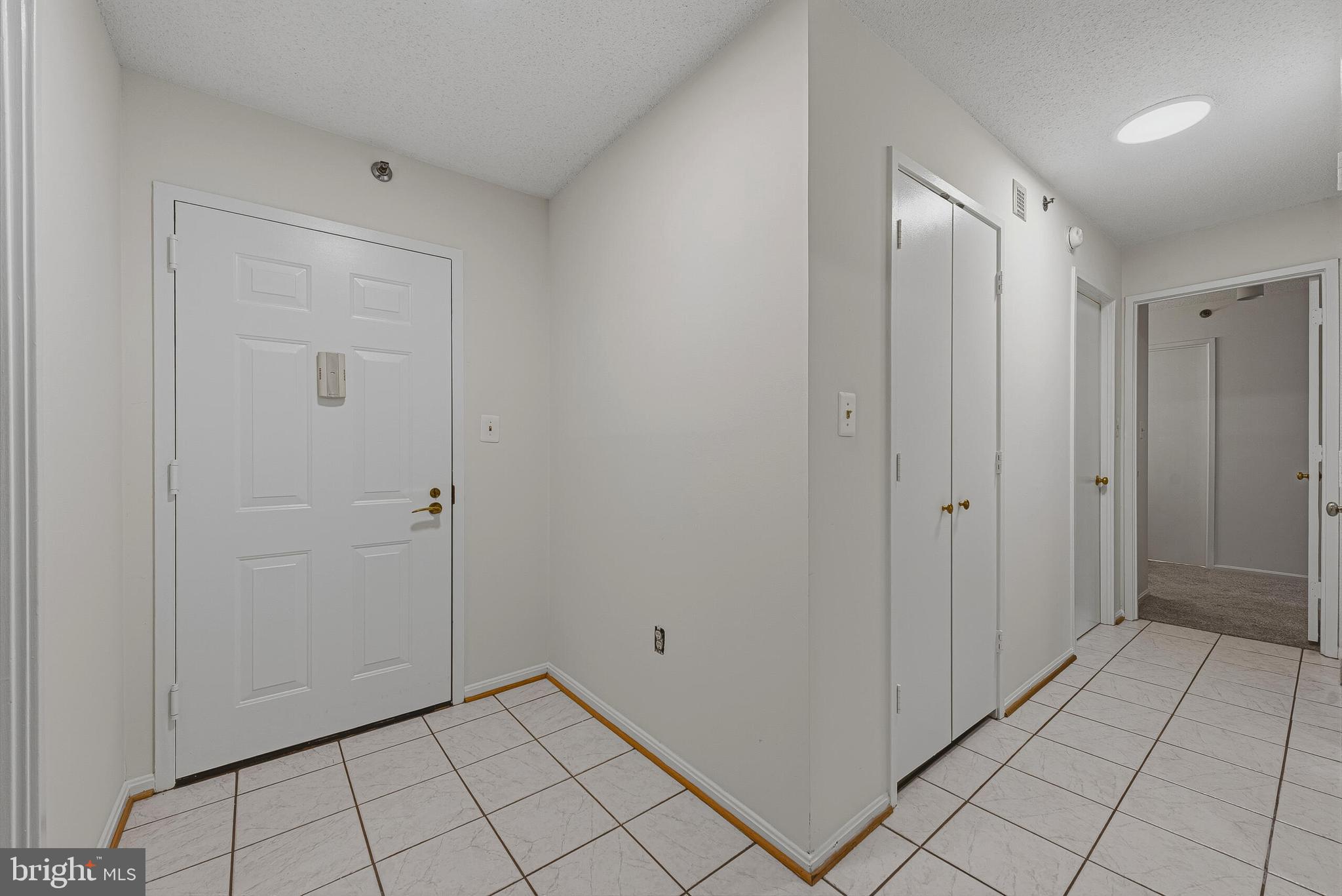 FAIRWAYS SOUTH - Residential