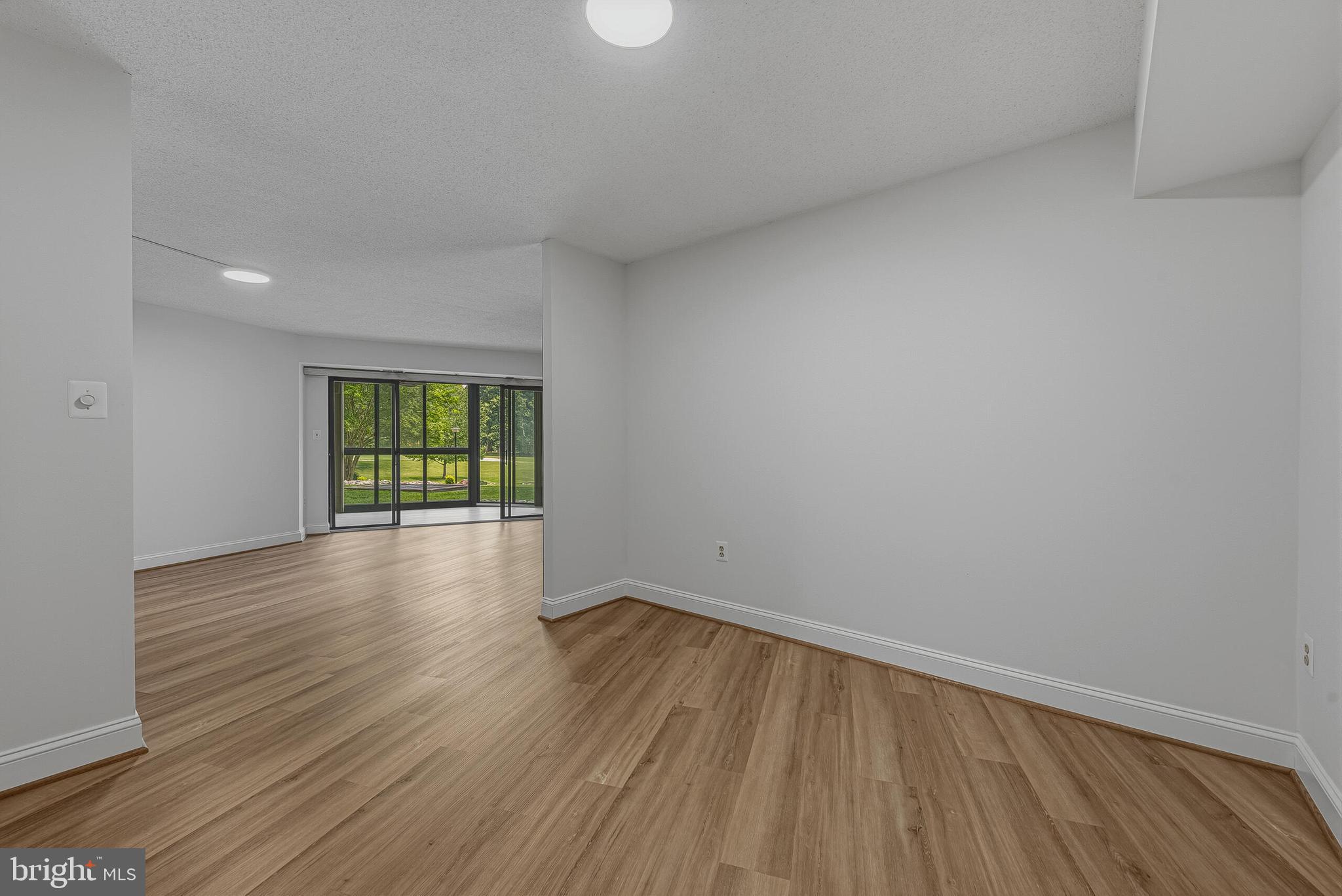 FAIRWAYS SOUTH - Residential