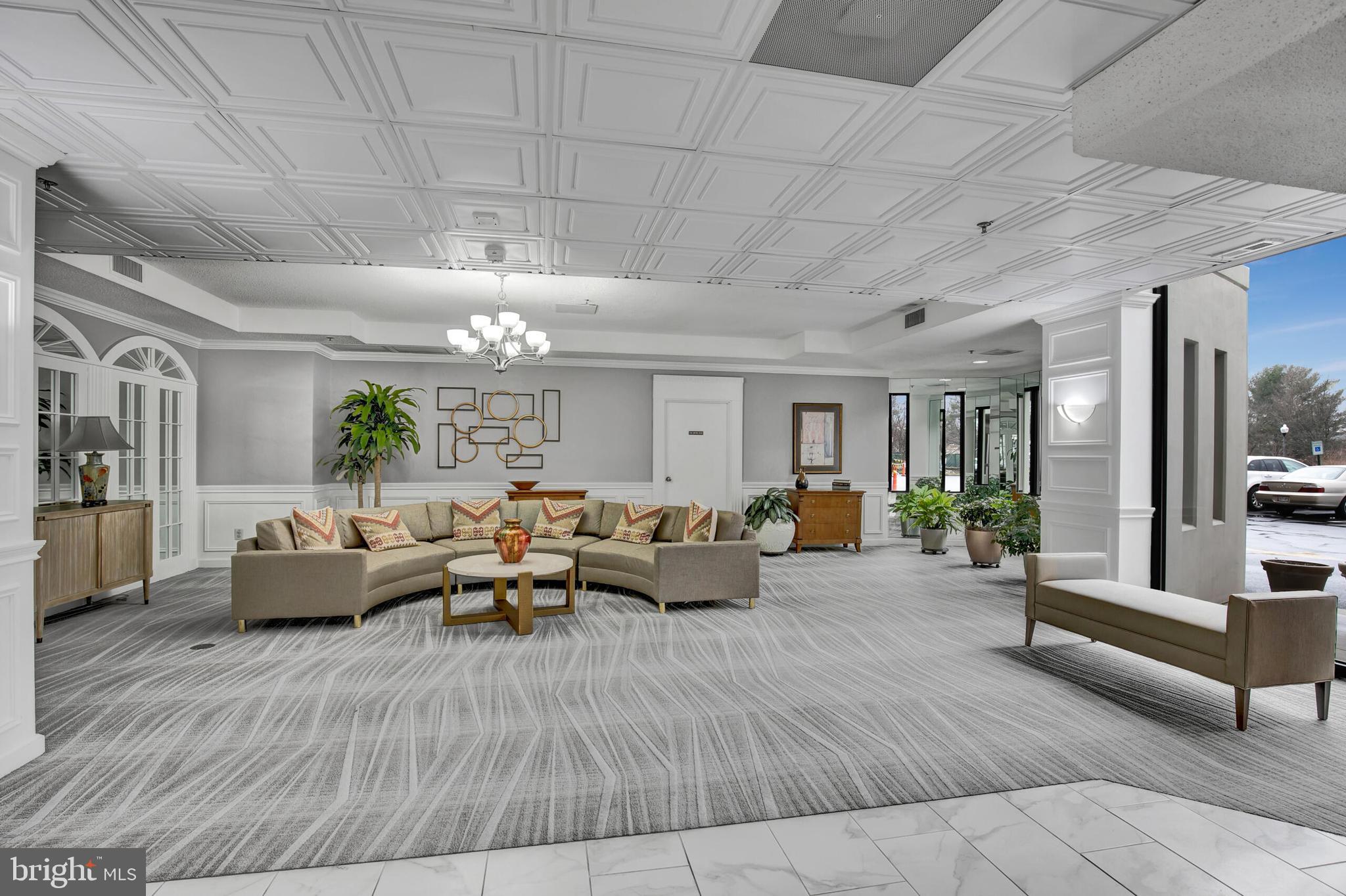 FAIRWAYS SOUTH - Residential