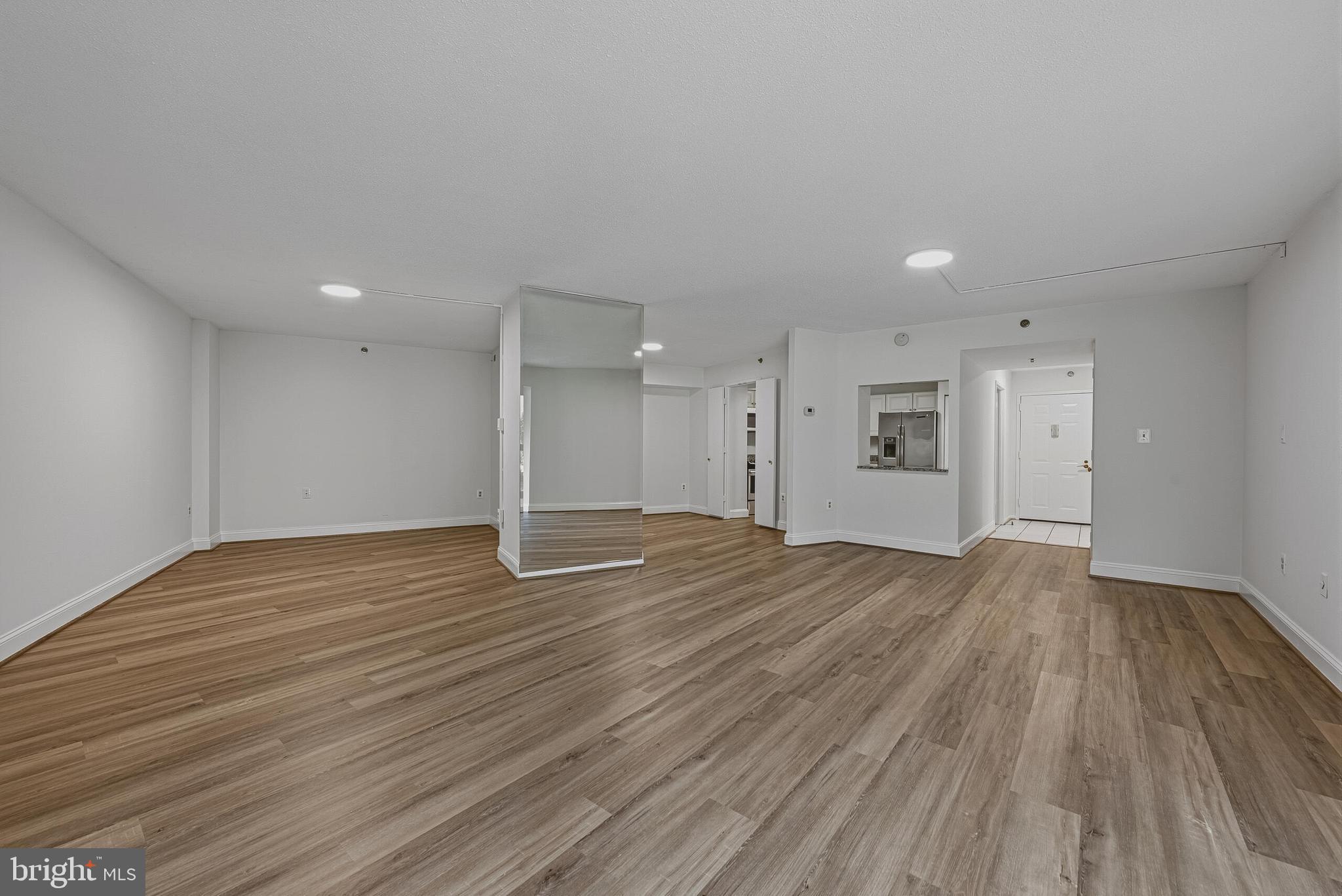 FAIRWAYS SOUTH - Residential