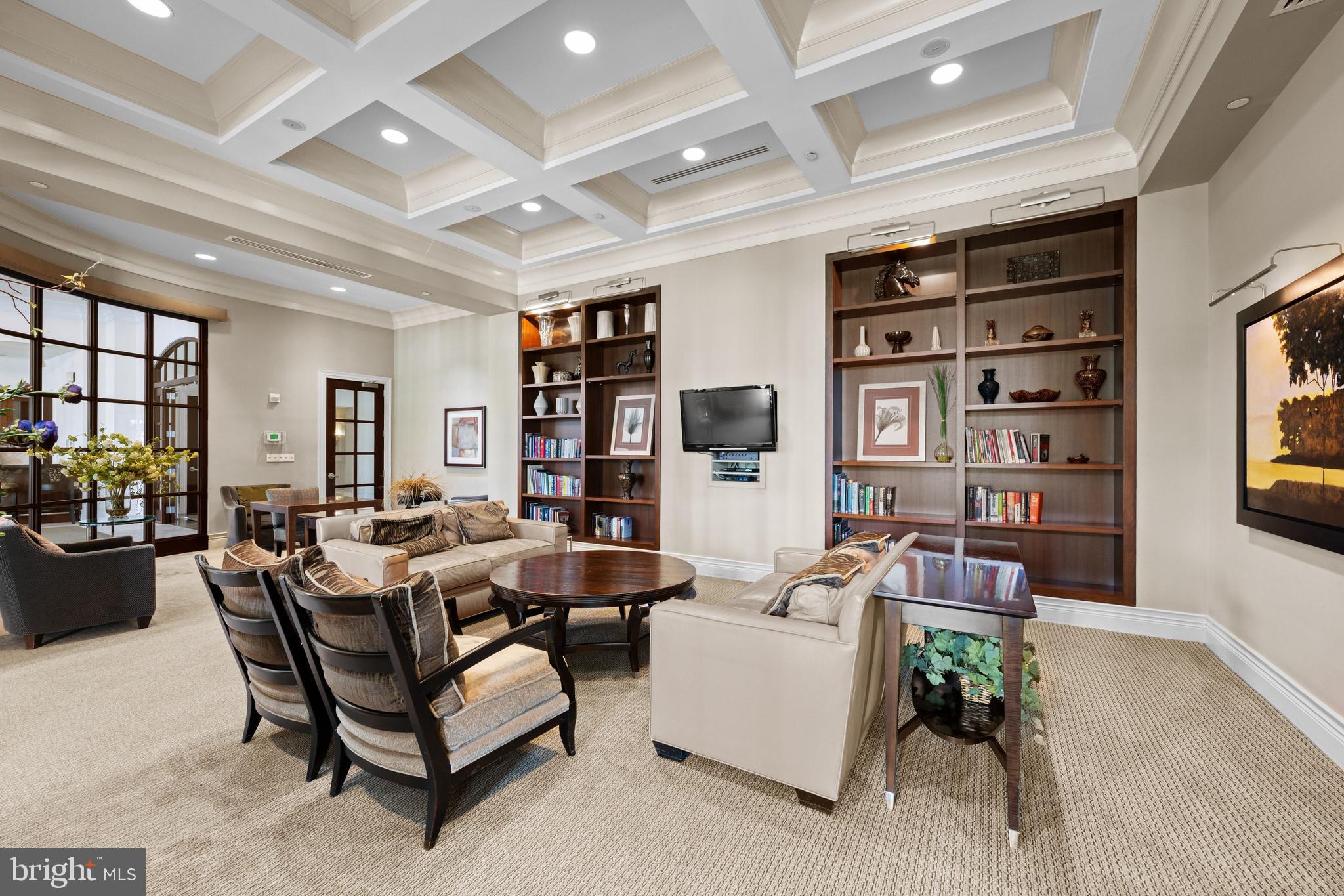 GALLERY AT WHITE FLINT - Residential