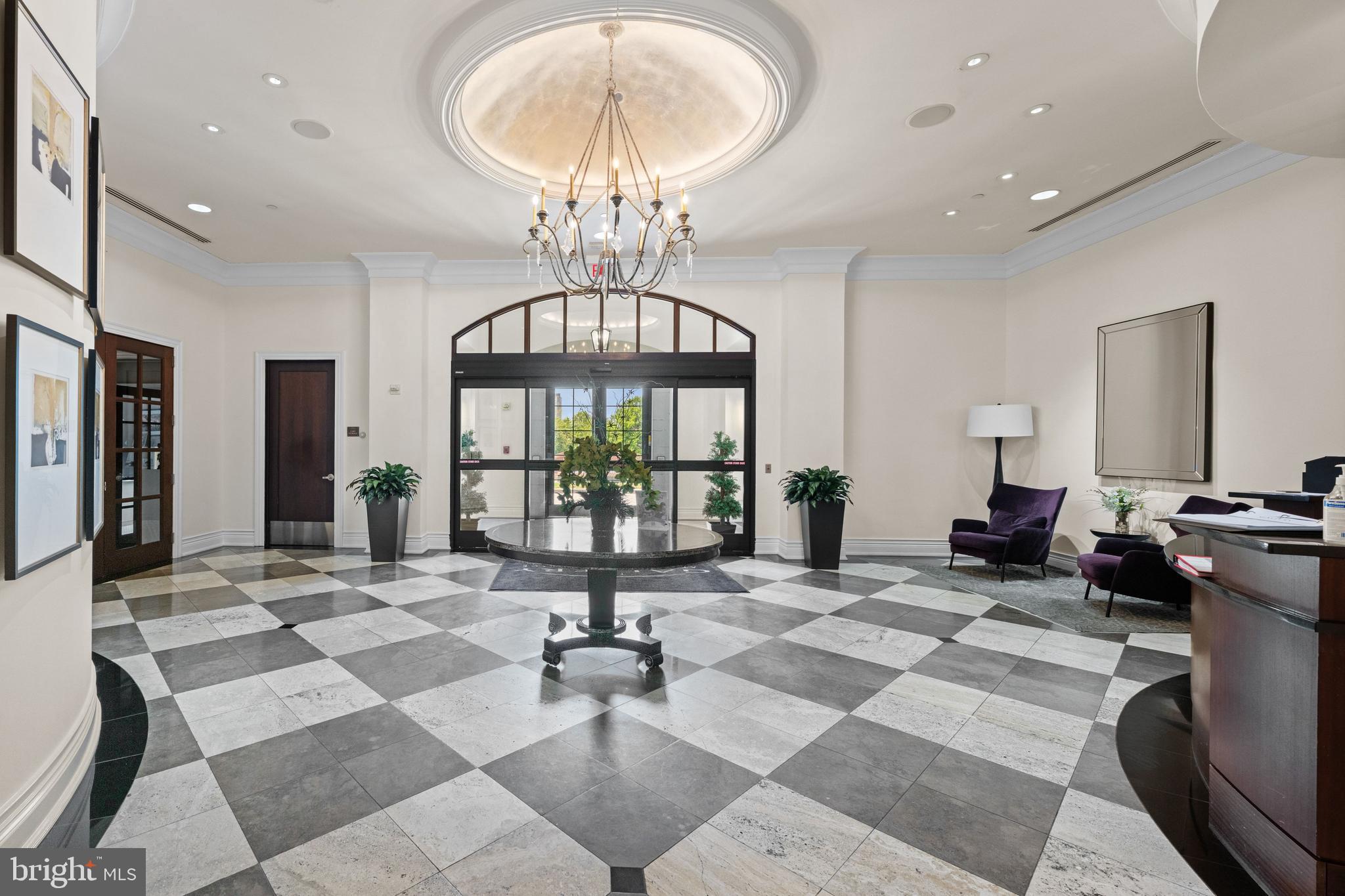 GALLERY AT WHITE FLINT - Residential