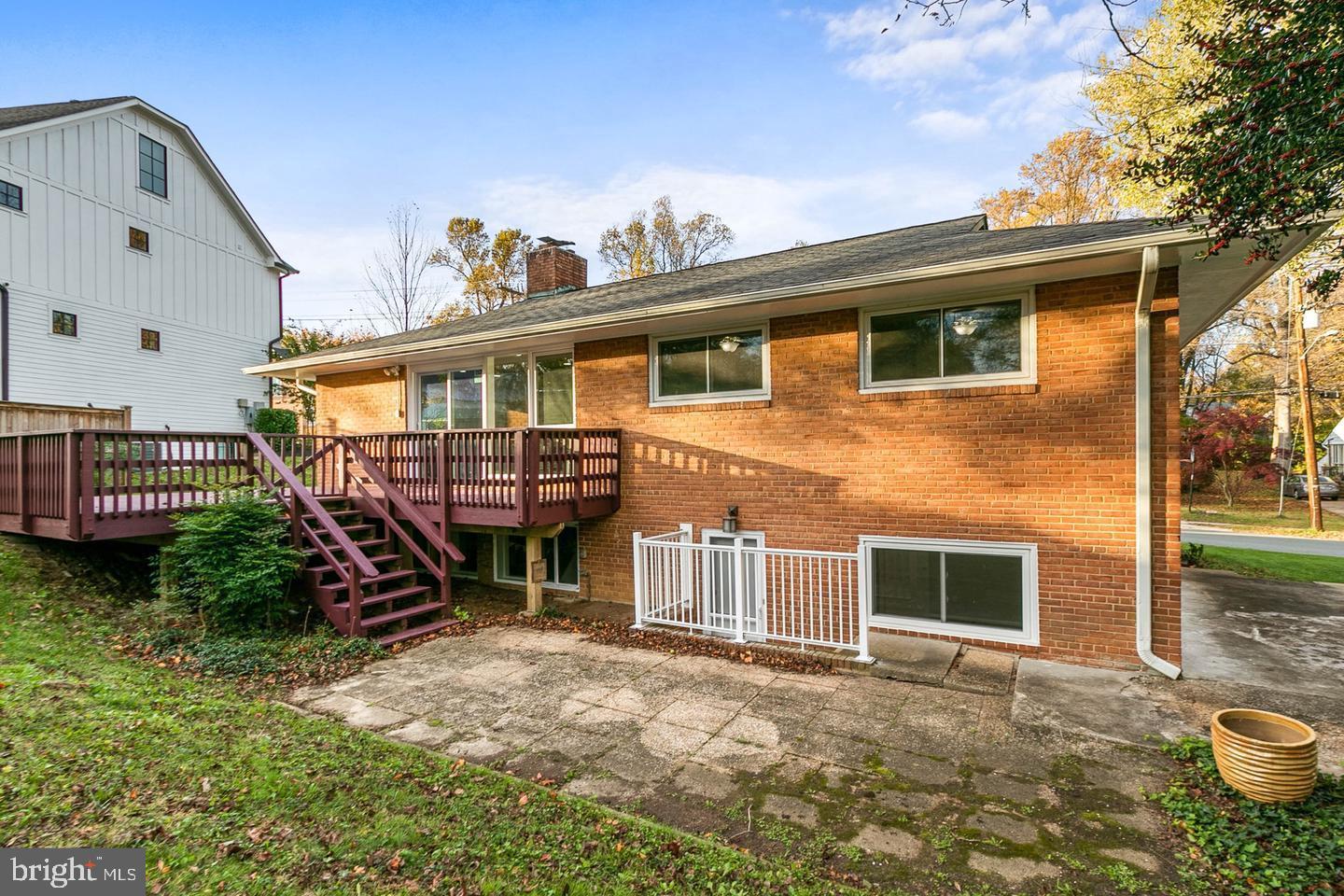 WILDWOOD MANOR - Residential Lease