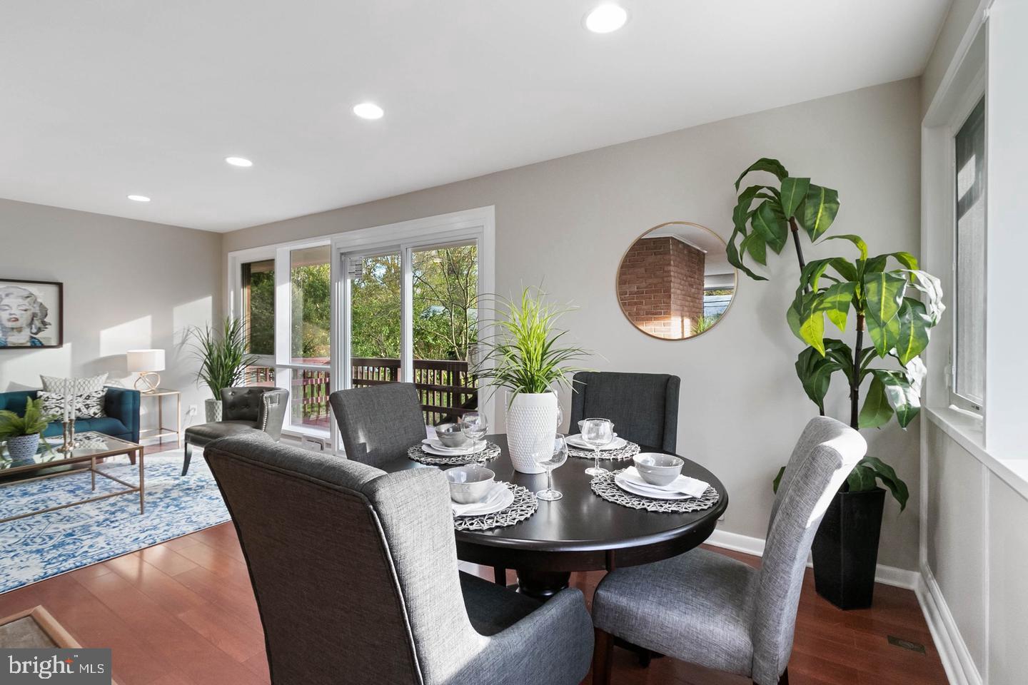 WILDWOOD MANOR - Residential Lease