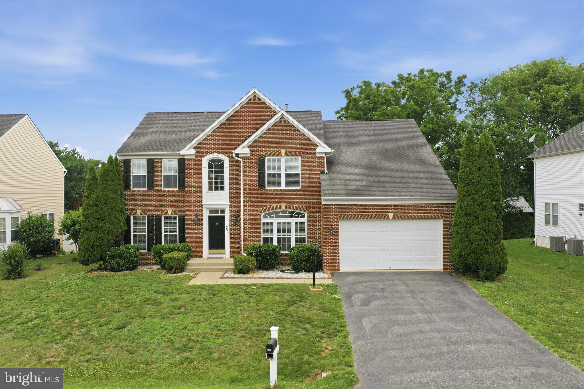 HAMPTONS OF BRIGHTWOOD - Residential