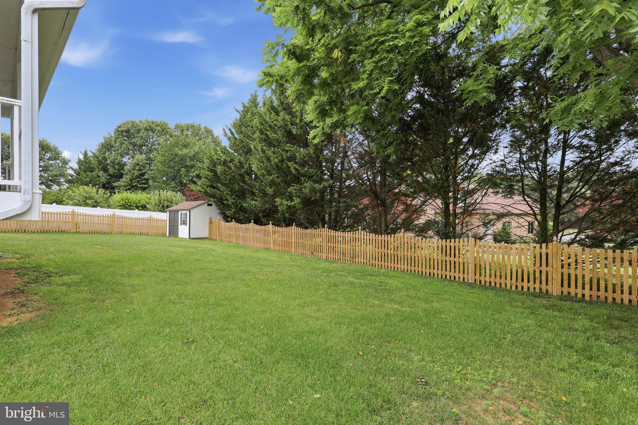 HAMPTONS OF BRIGHTWOOD - Residential