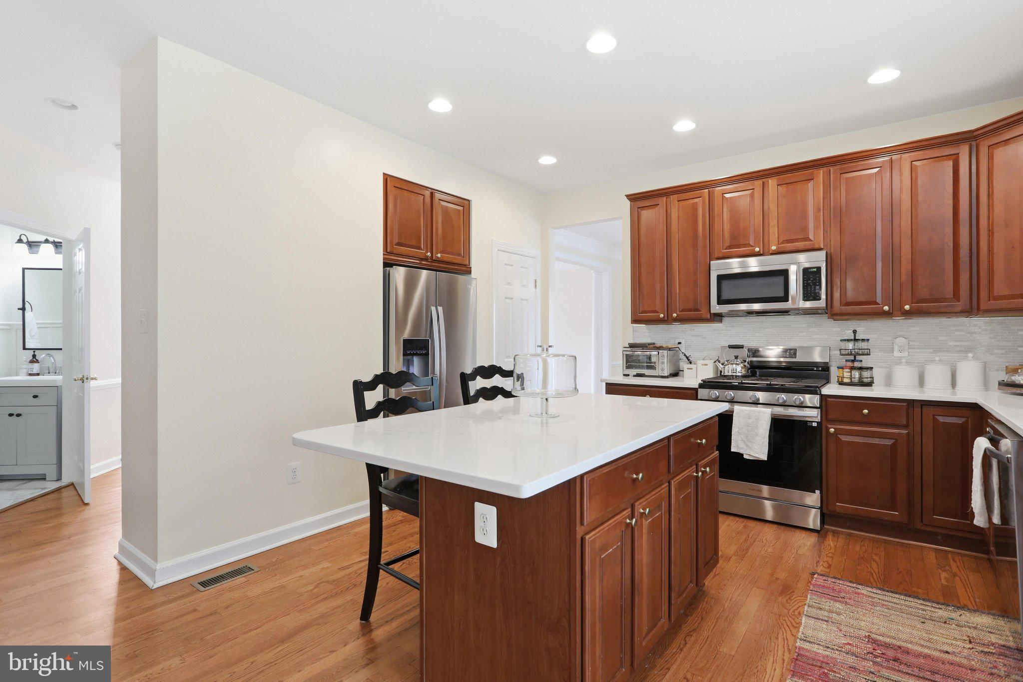 HAMPTONS OF BRIGHTWOOD - Residential