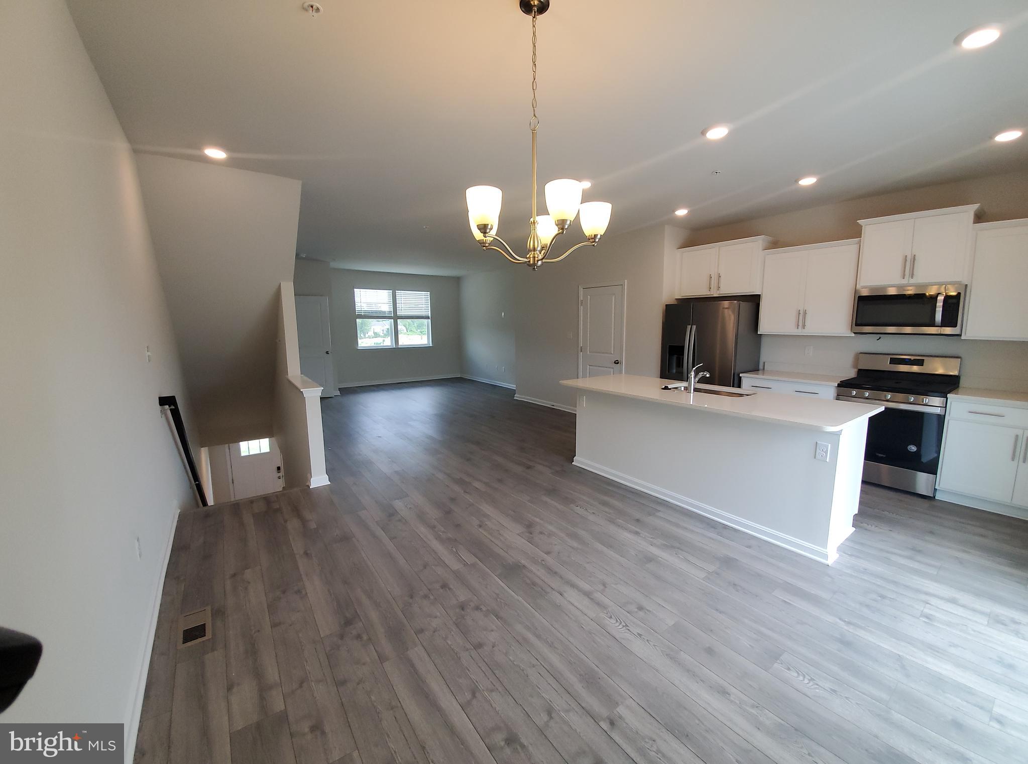 WOODMORE OVERLOOK - Residential