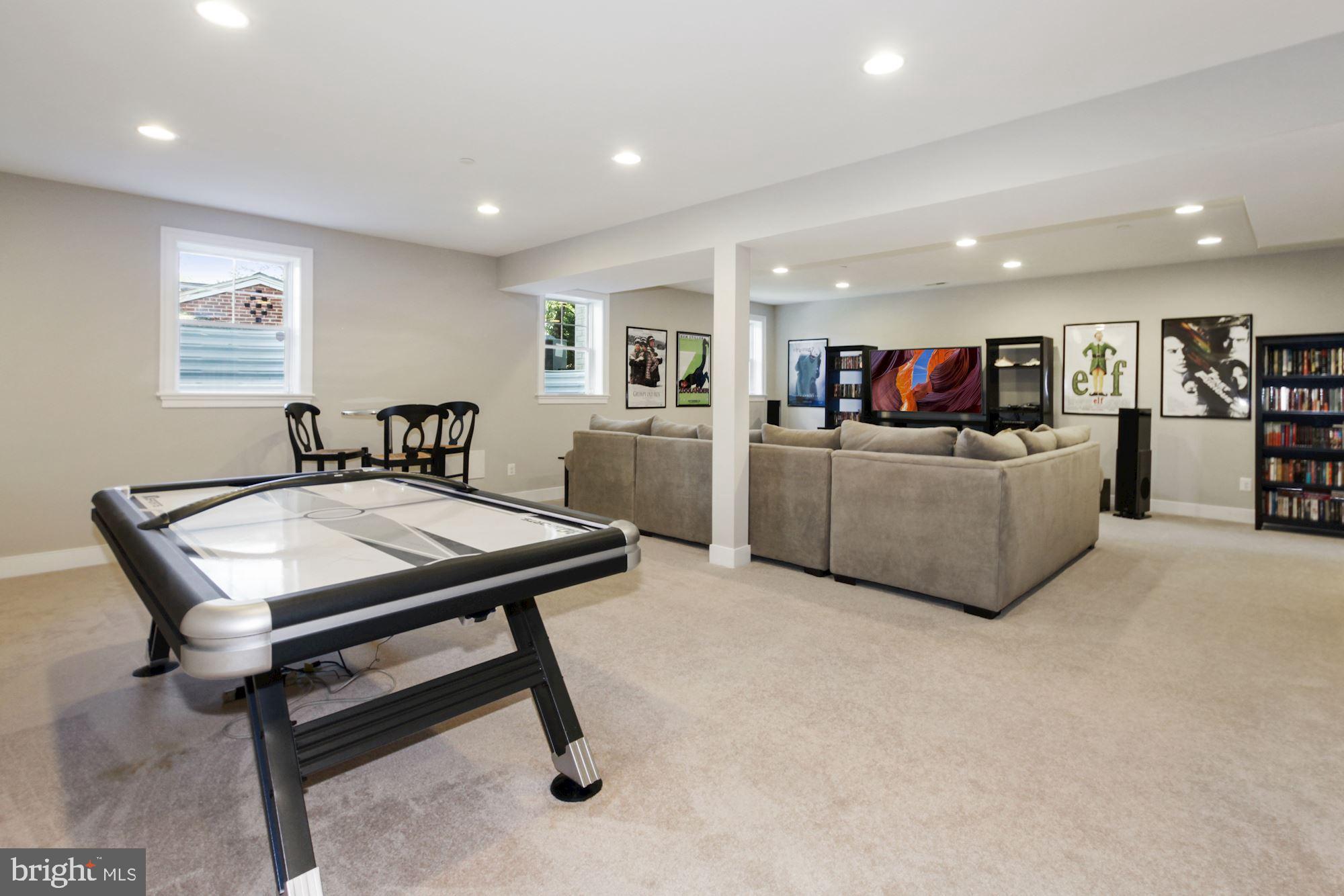 MAPLEWOOD - Residential