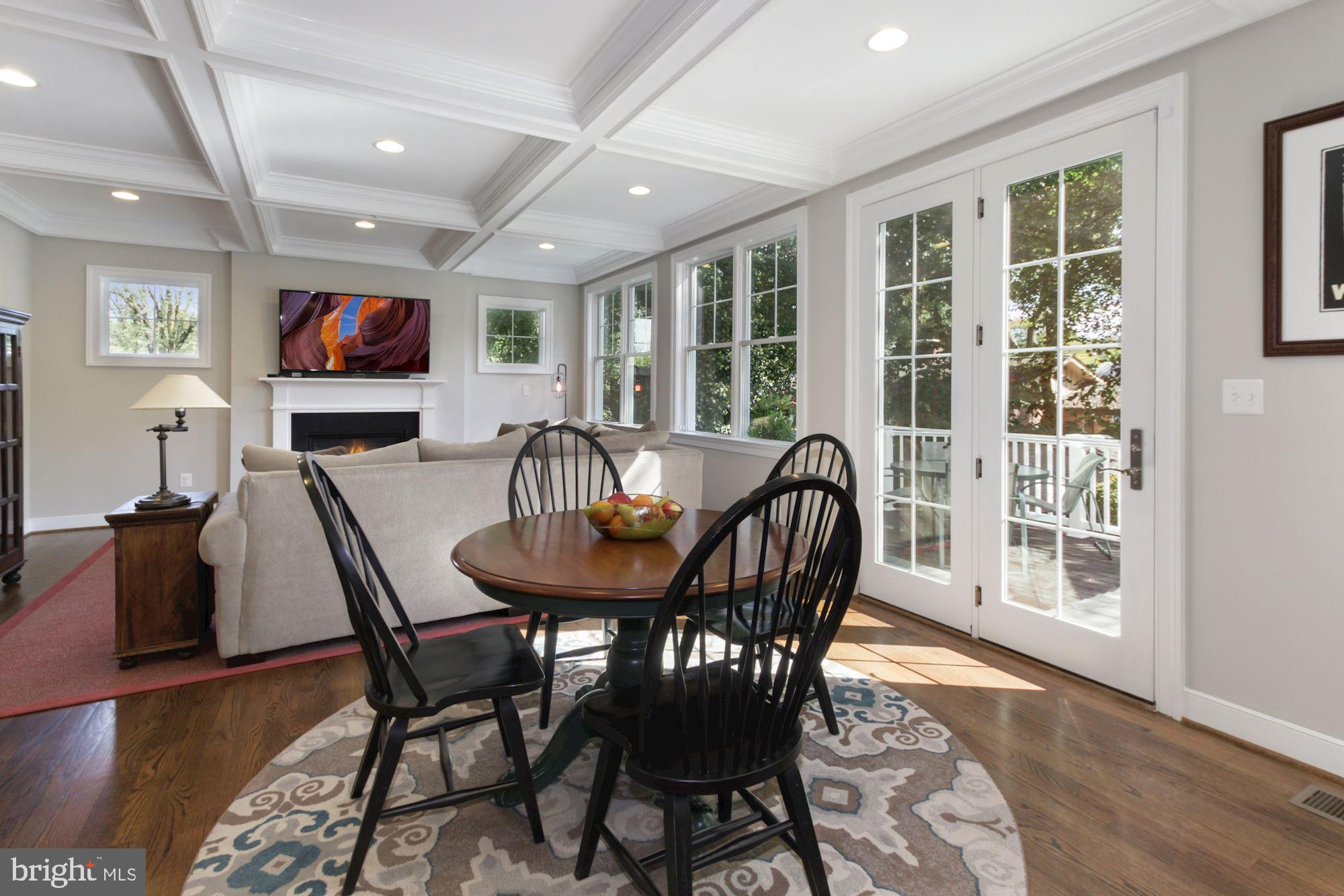 MAPLEWOOD - Residential