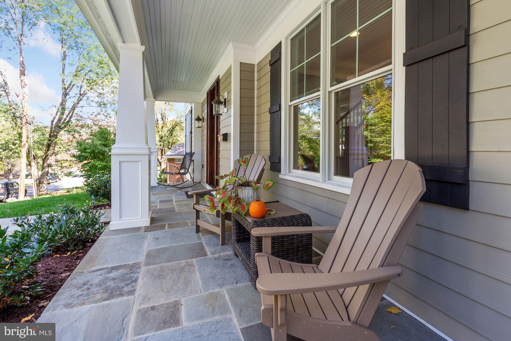 MAPLEWOOD - Residential