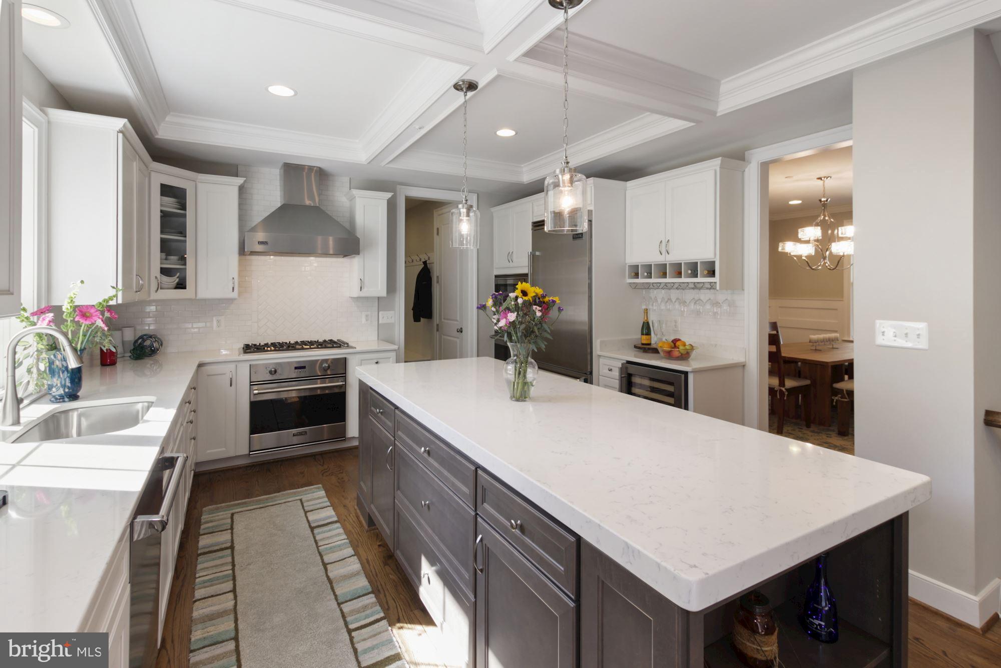 MAPLEWOOD - Residential