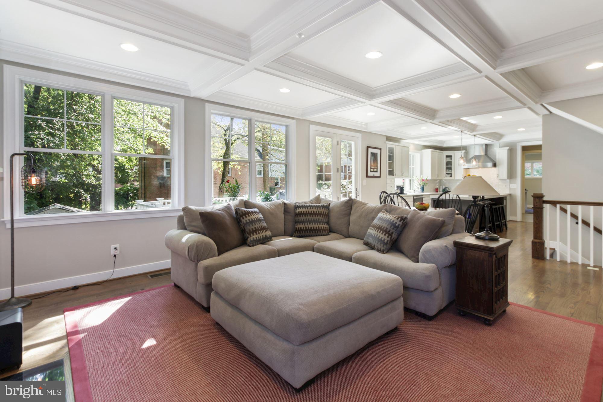MAPLEWOOD - Residential