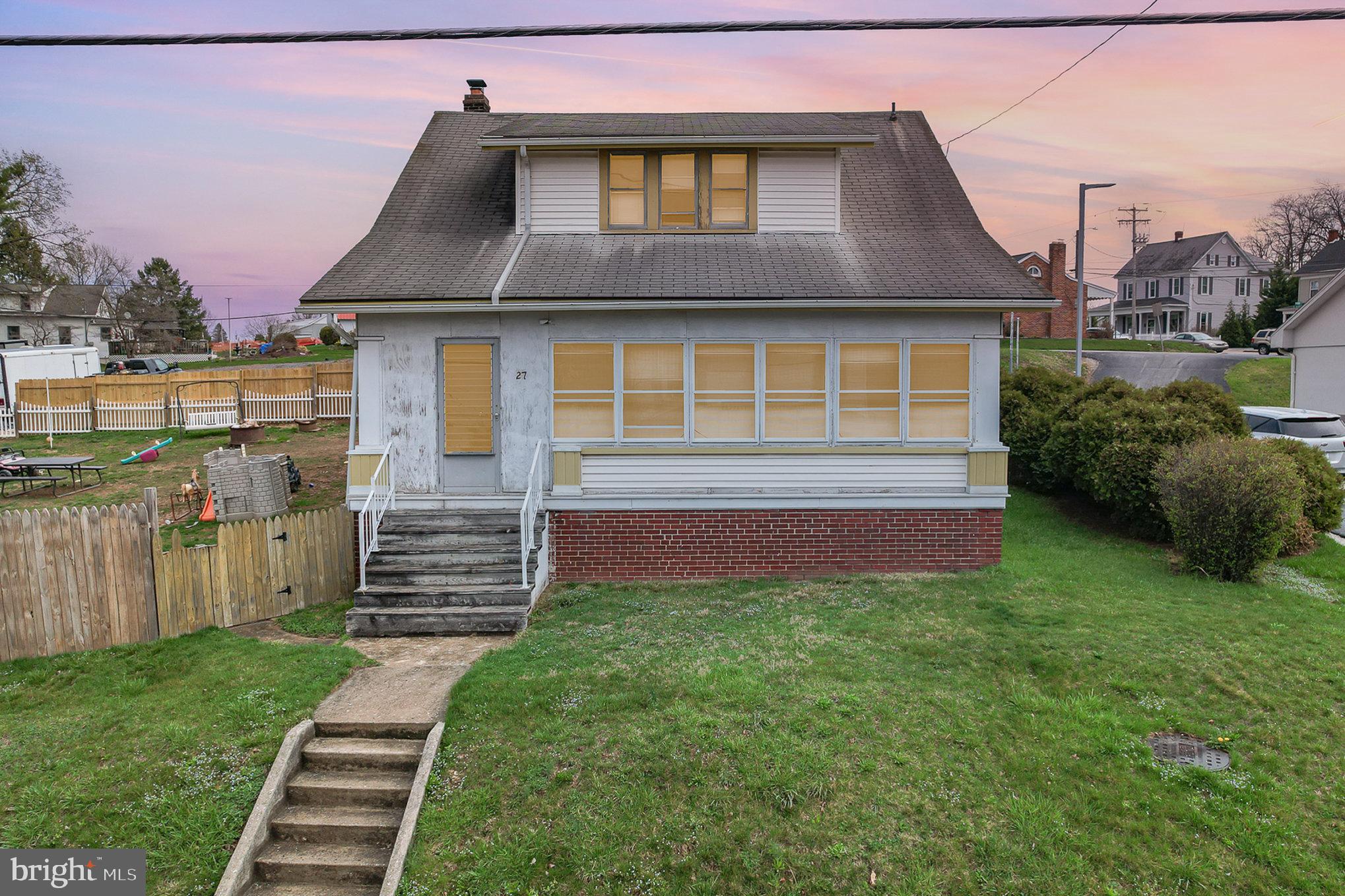 YORK NEW SALEM - Residential