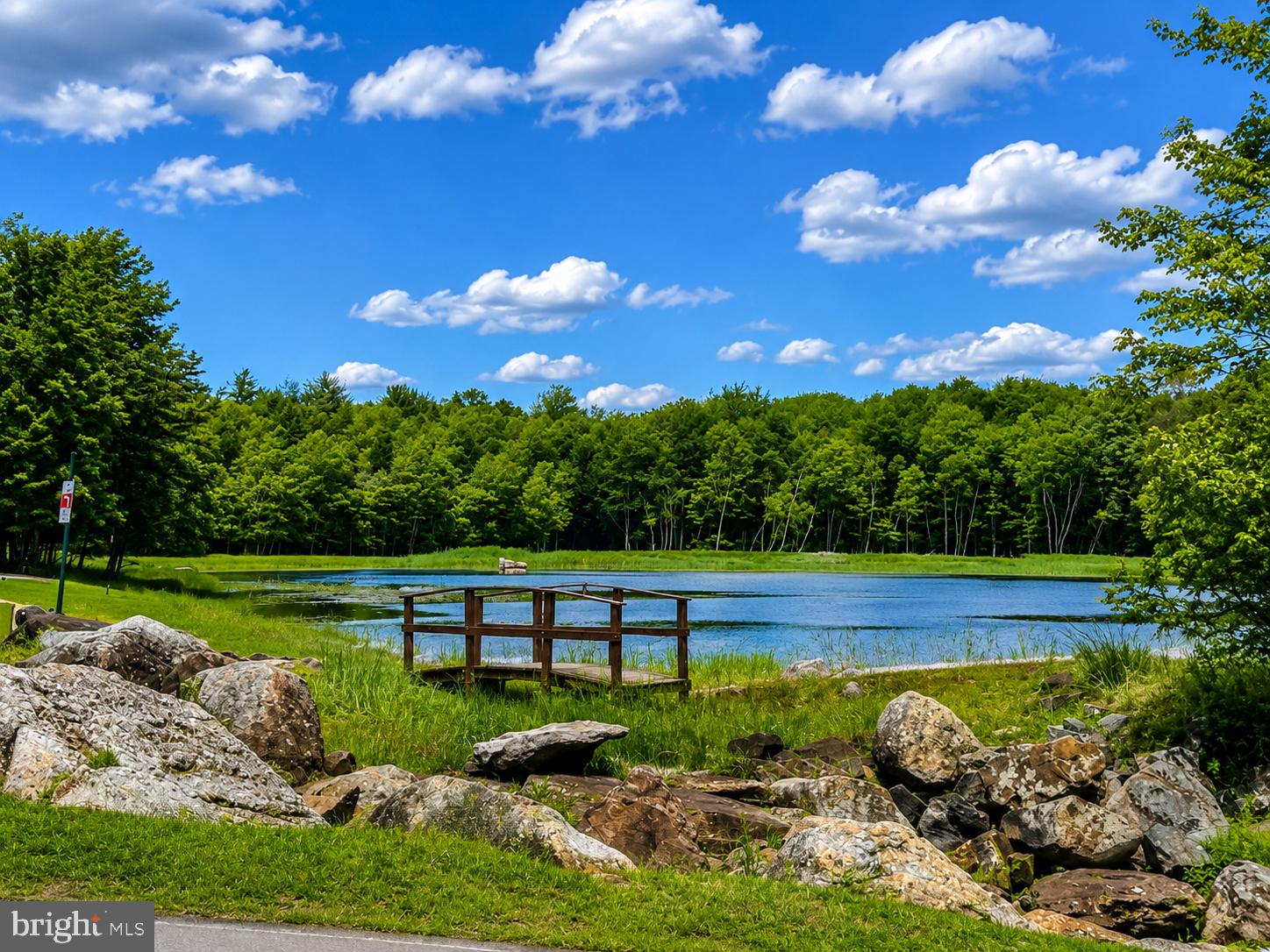 INDIAN MOUNTAIN LAKES - Land