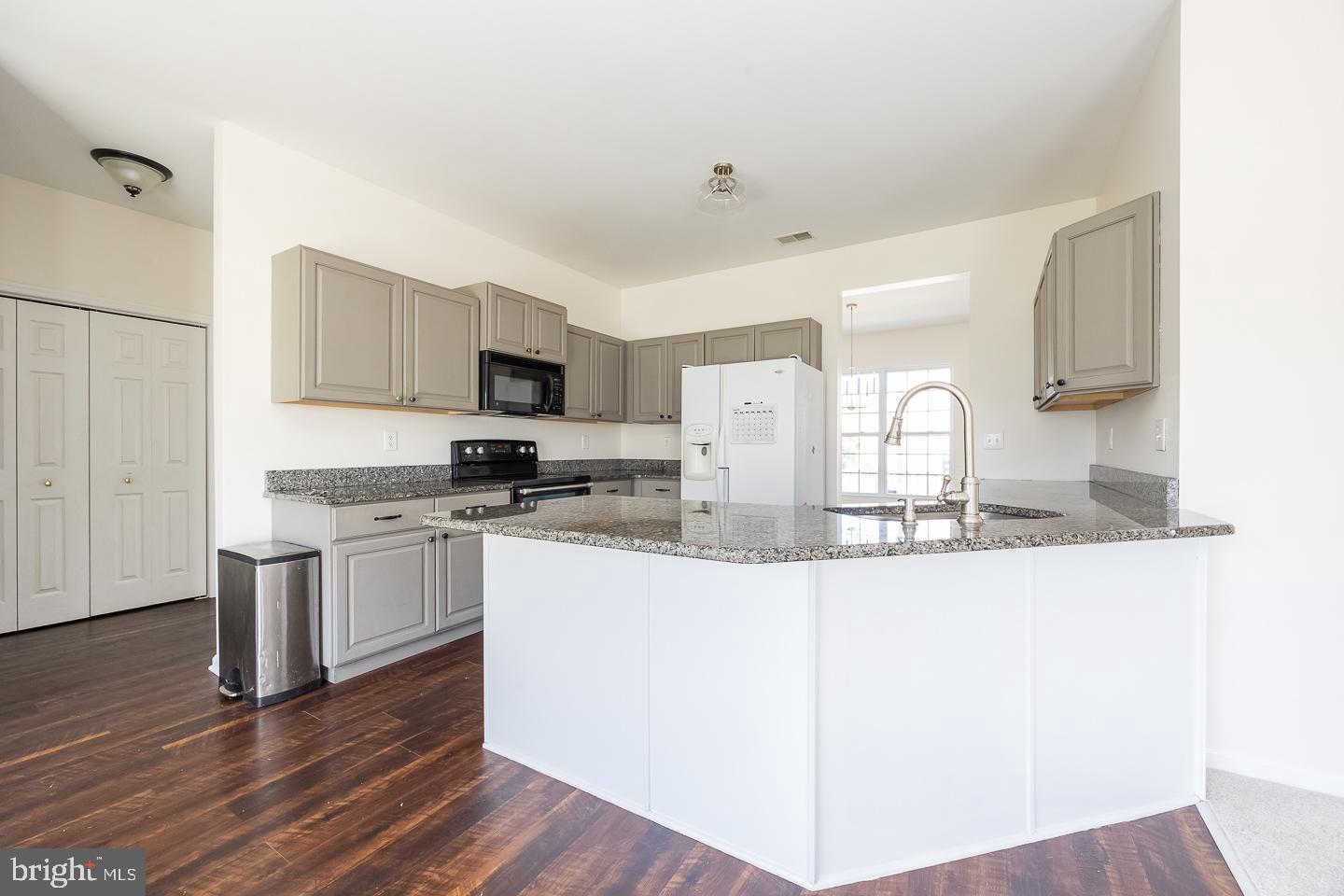 BROOK CROSSING - Residential