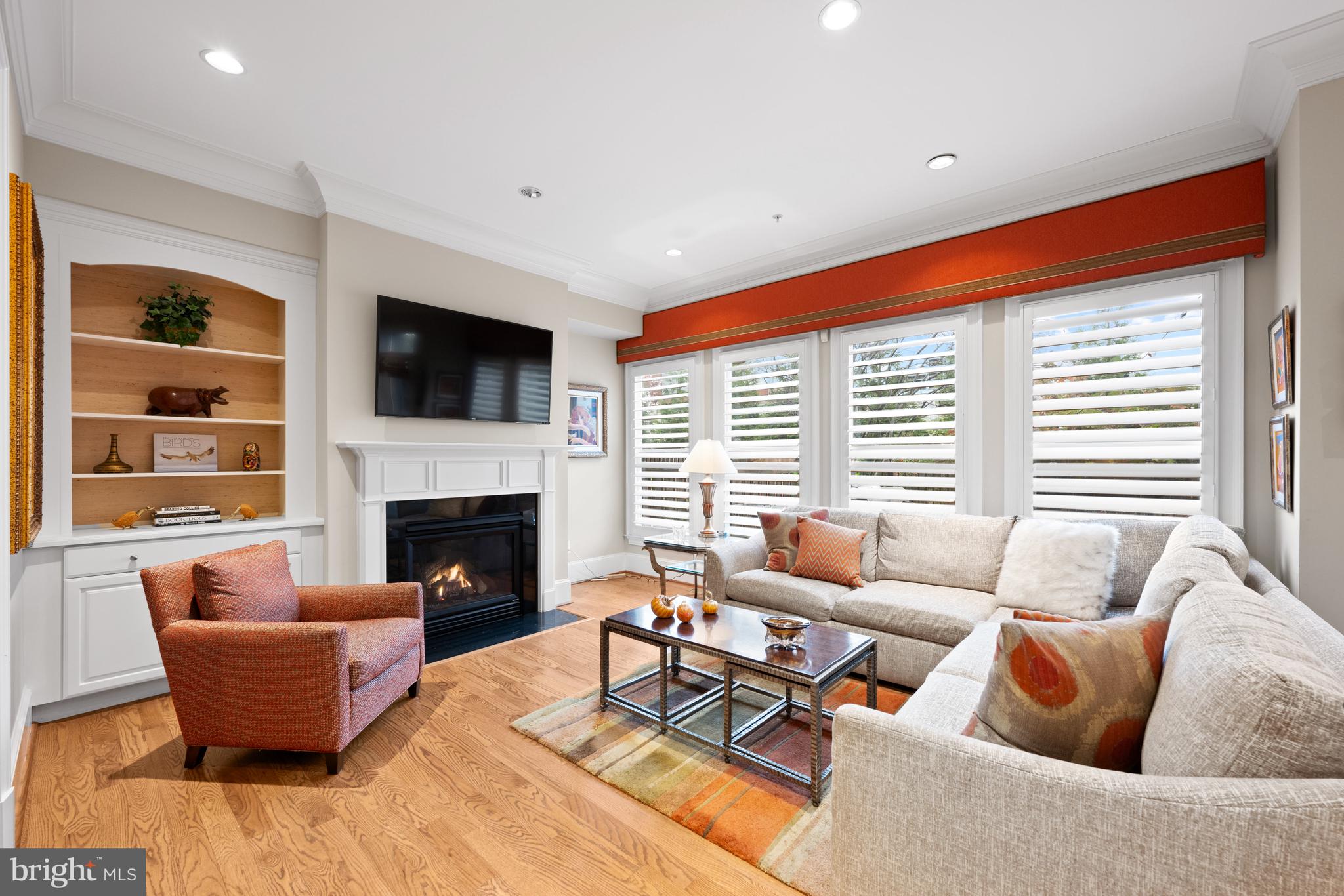 PARK POTOMAC - Residential