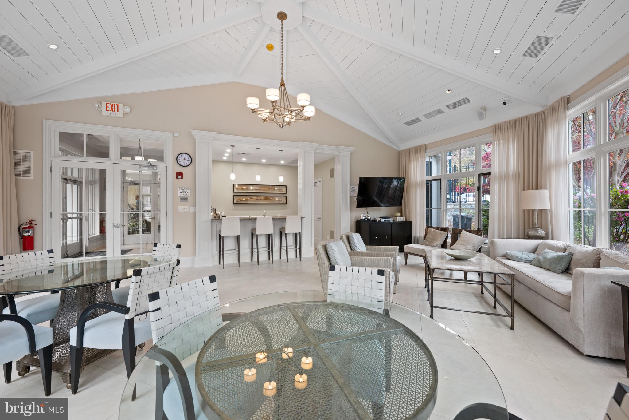 PARK POTOMAC - Residential