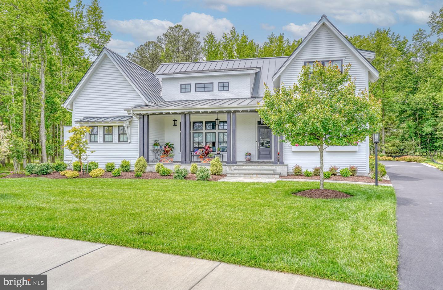 MARINERS RETREAT - Residential