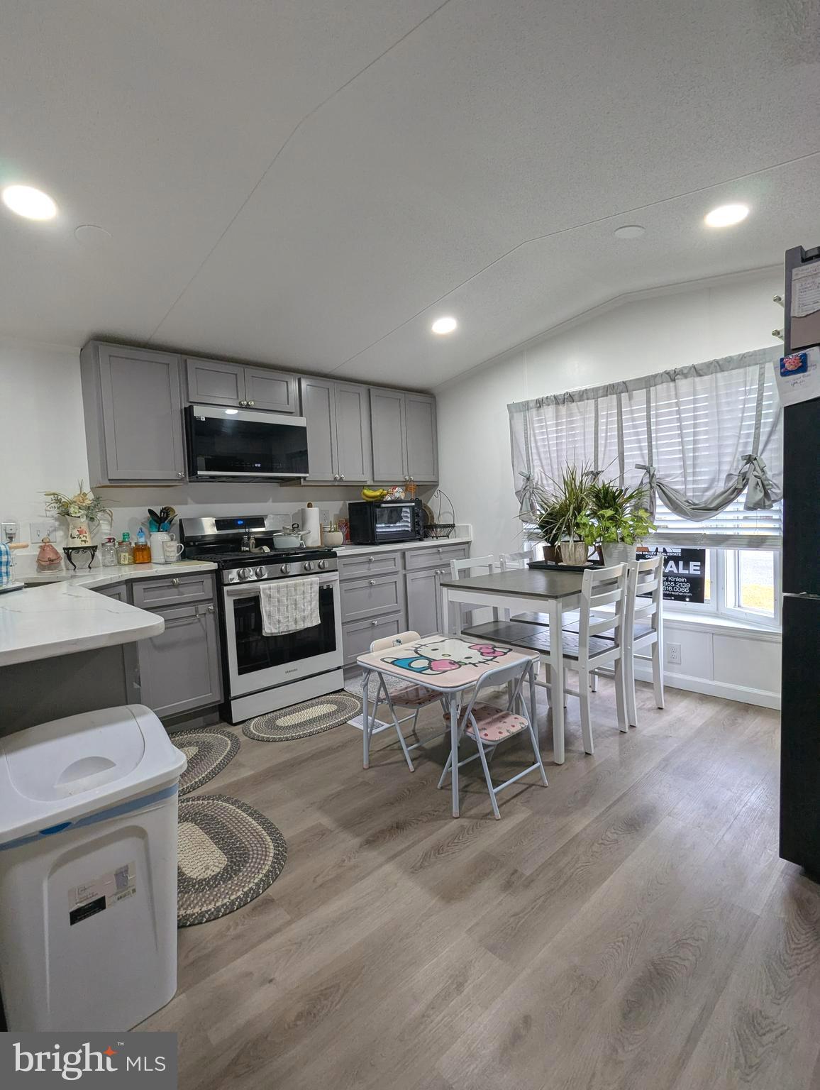 KEN LEE MOBILE HOME PARK - Residential
