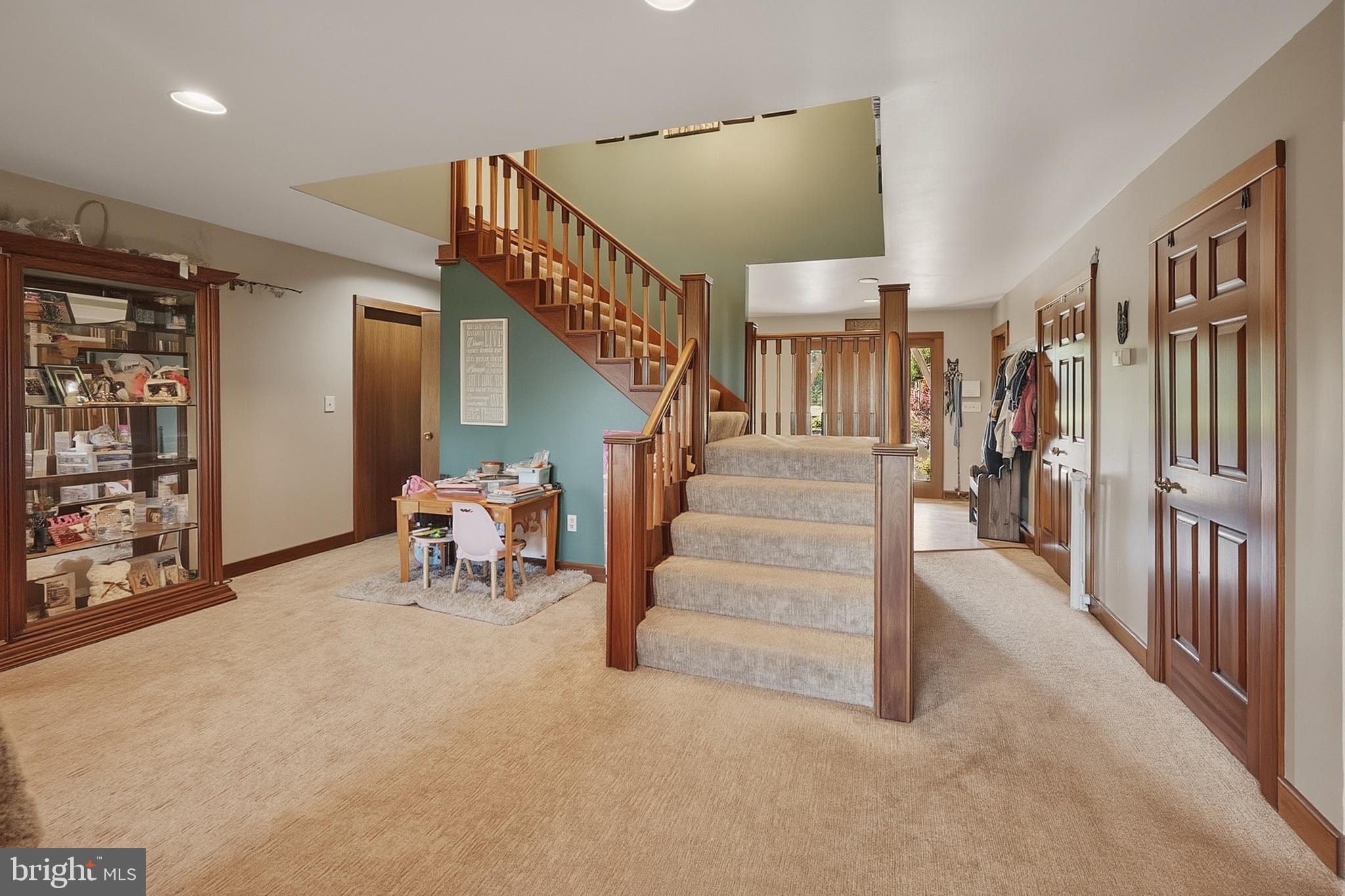 OAKLAND - Residential