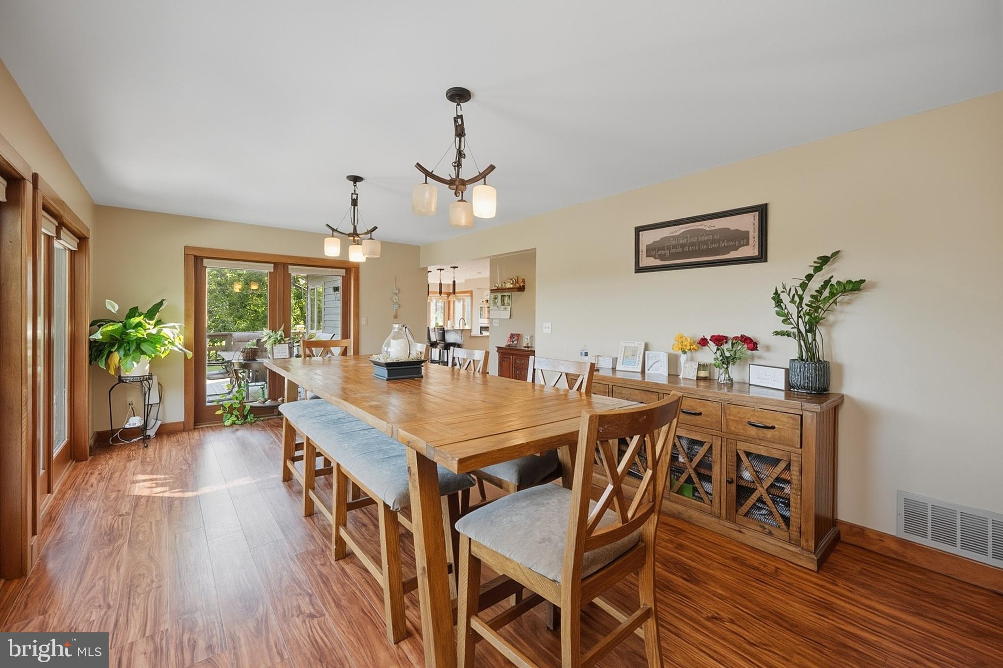 OAKLAND - Residential